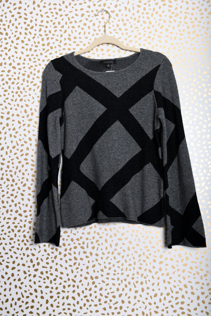 Ann Tayler long sleeve sweater Size XS / EUC