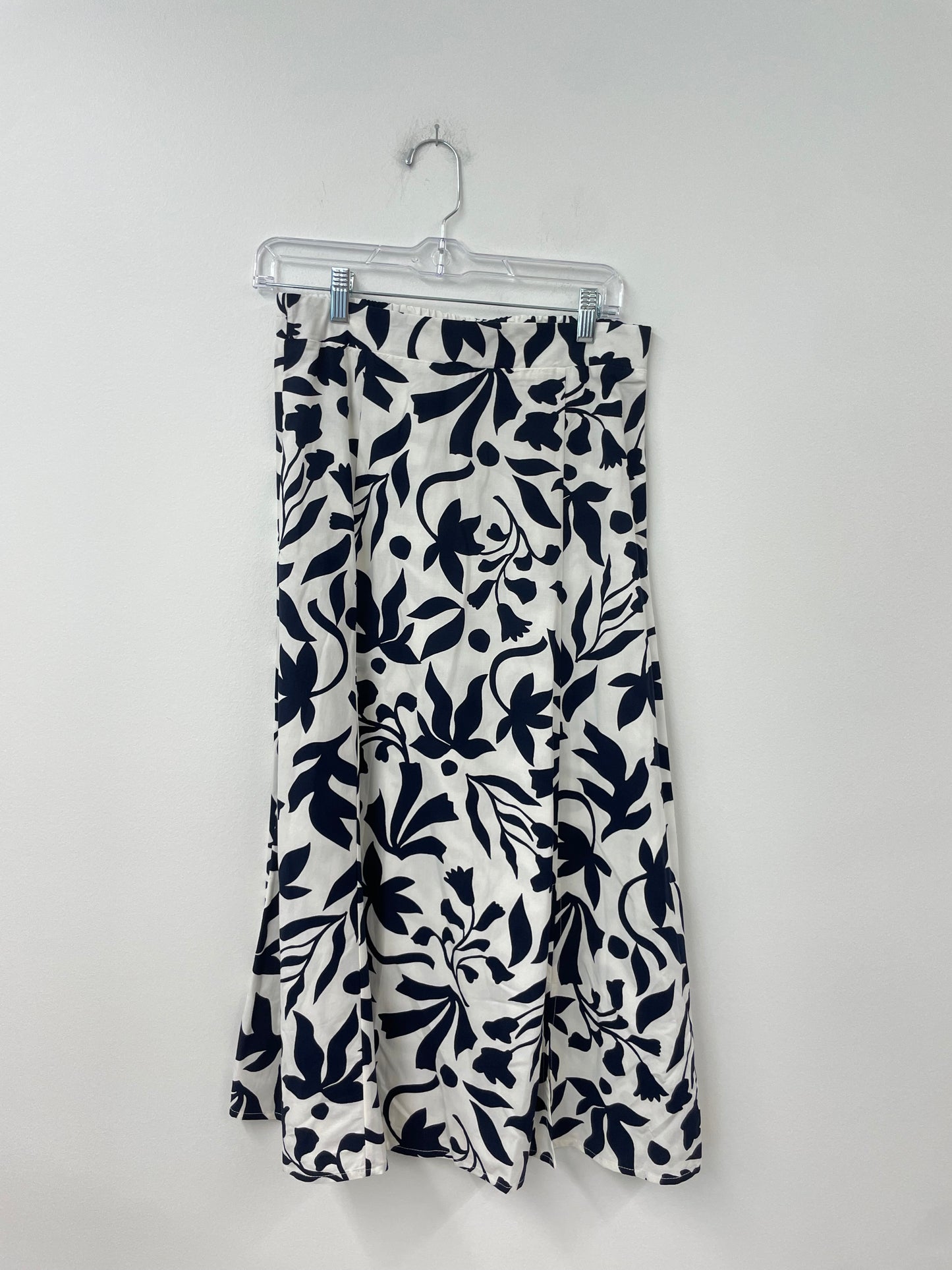 Time and Tru poplin skirt set Size S / NWT