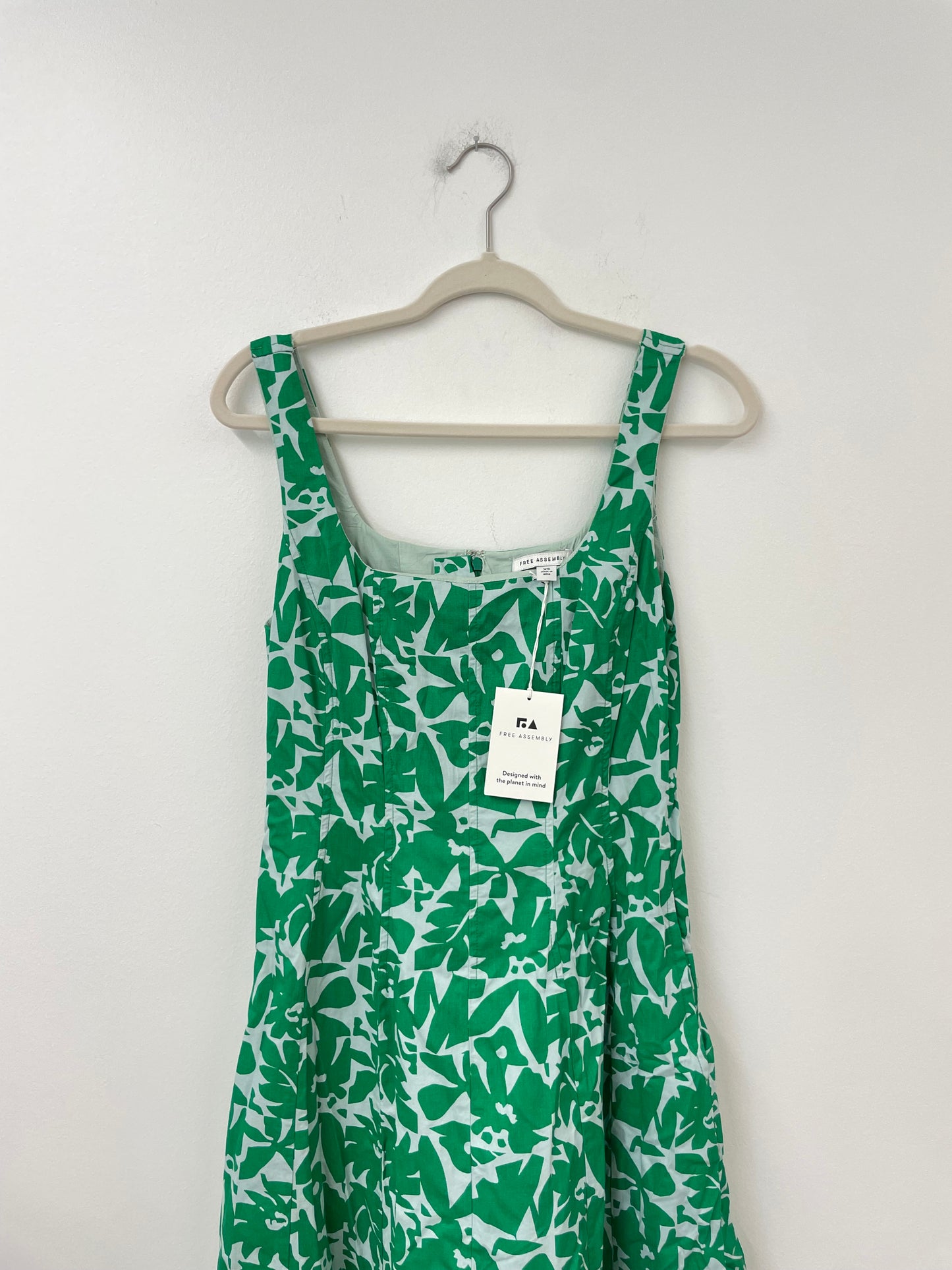 Free Assembly paneled midi dress Size XS / NWT