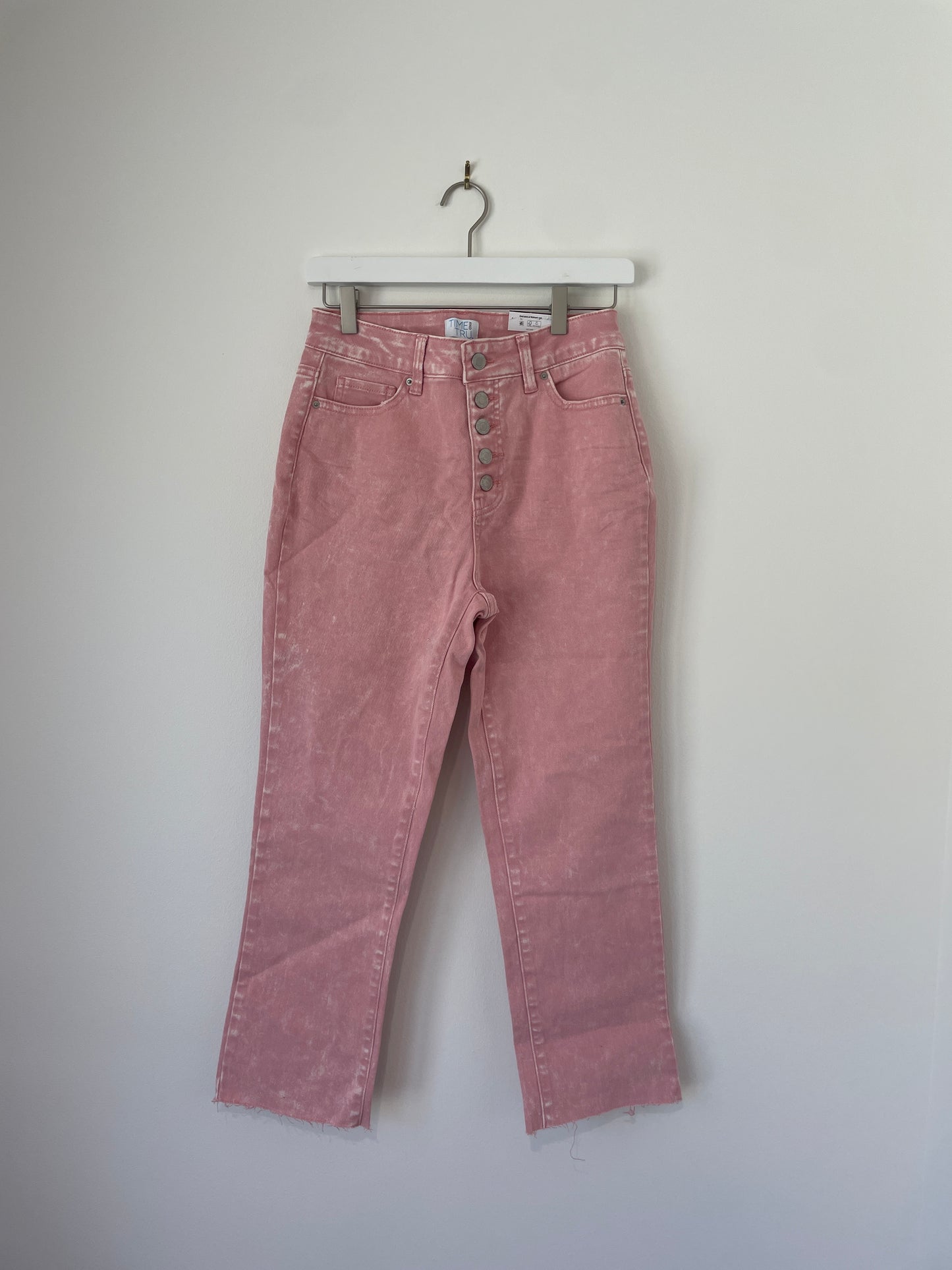 Time & Tru pink straight jeans high rise Size 4 / NWT