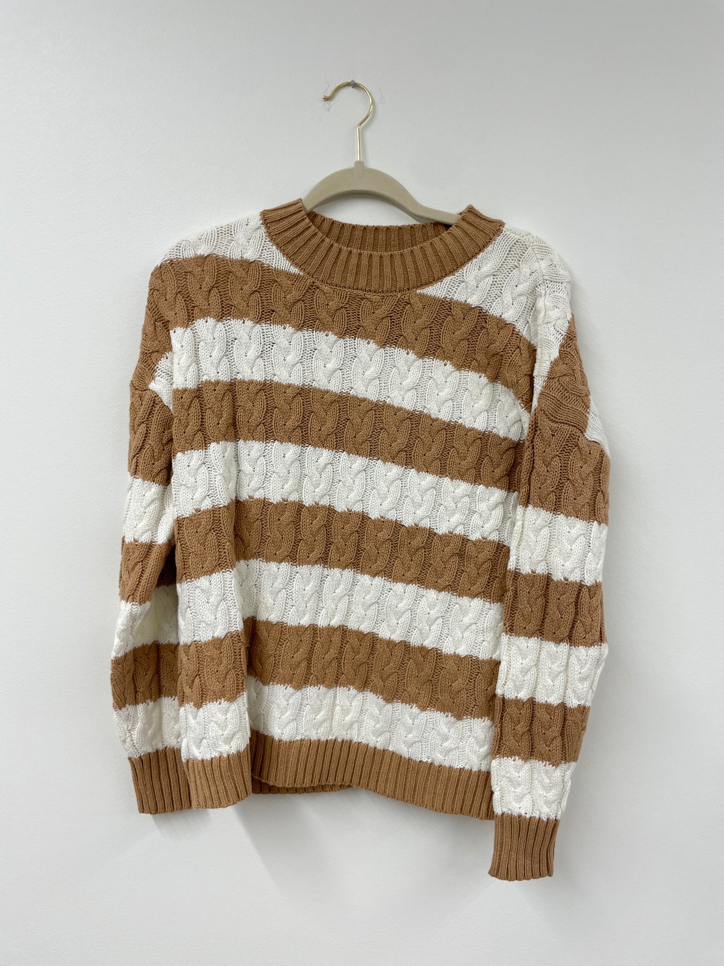 Time and Tru sweater Size S /EUC