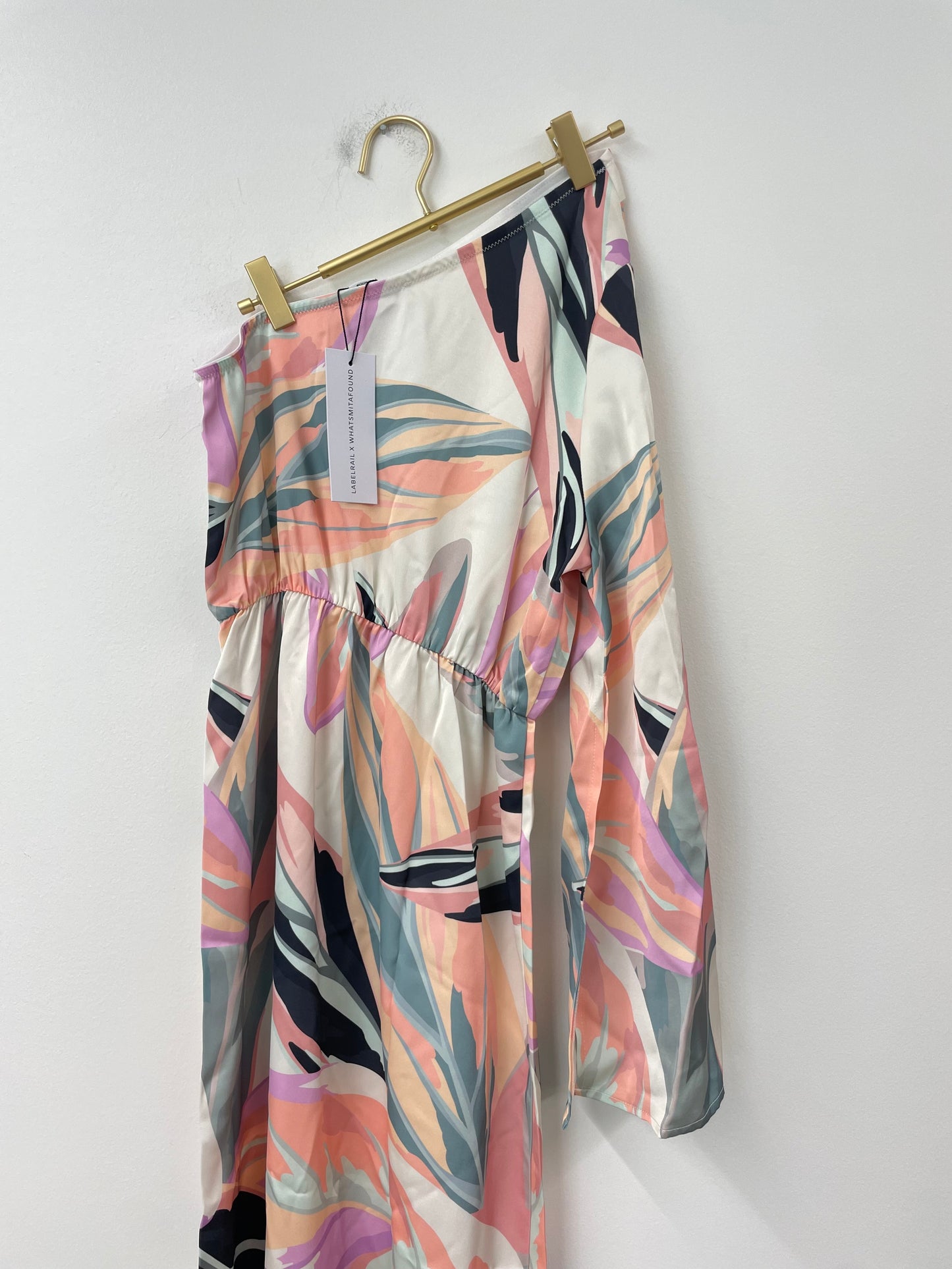 LABELRAIL X WHATSMITAFOUND
off the shoulder maxi dress Size 4 /NWT