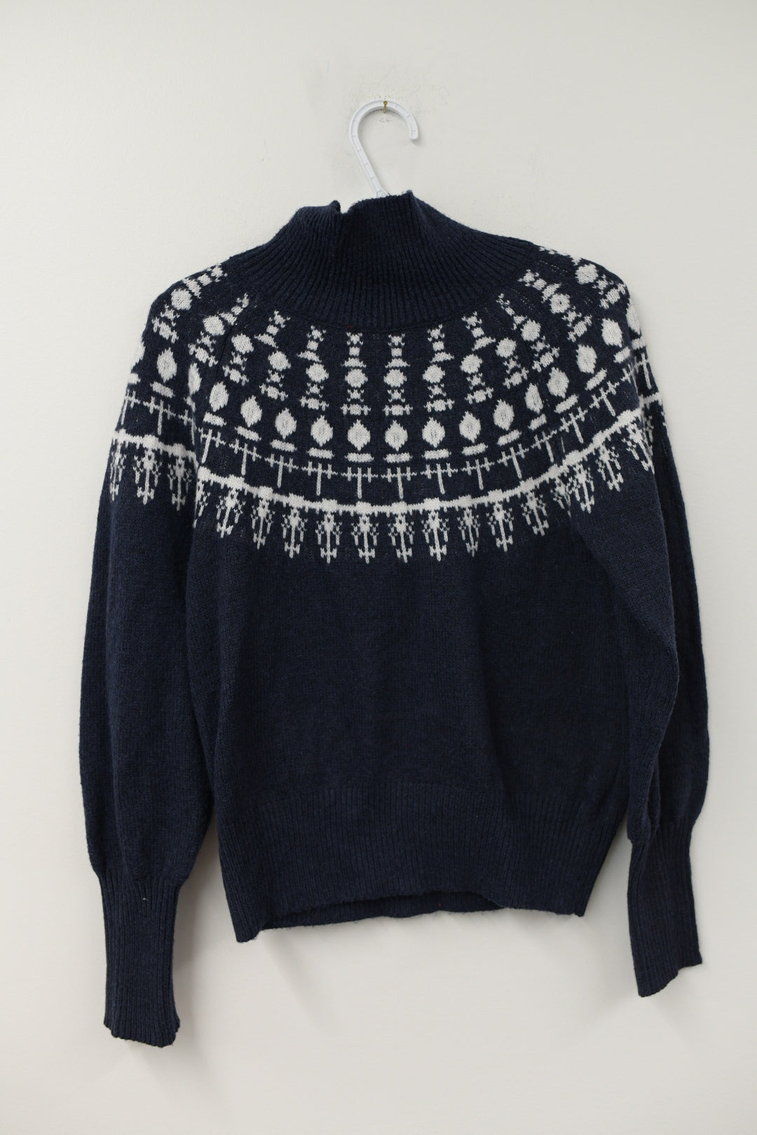 Free Assembly sweater Size S / NWT