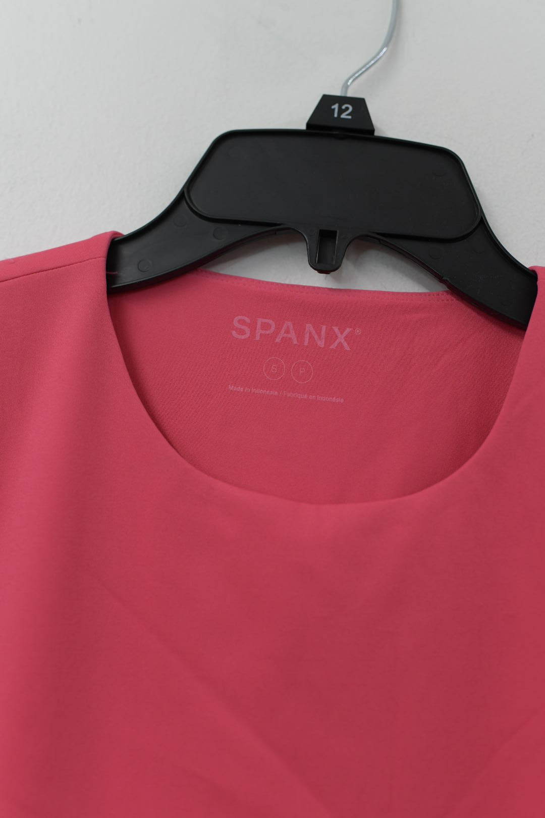 Spanx short sleeve body suit Size S / NWT