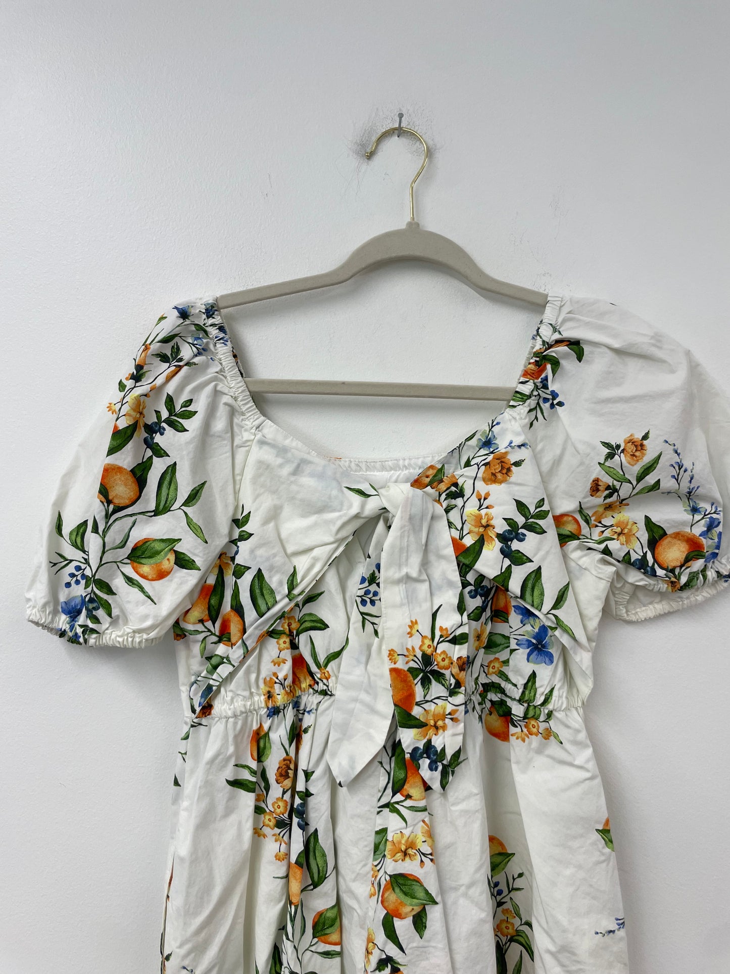Time and Tru puffed sleeve tie back mini dress Size S / EUC