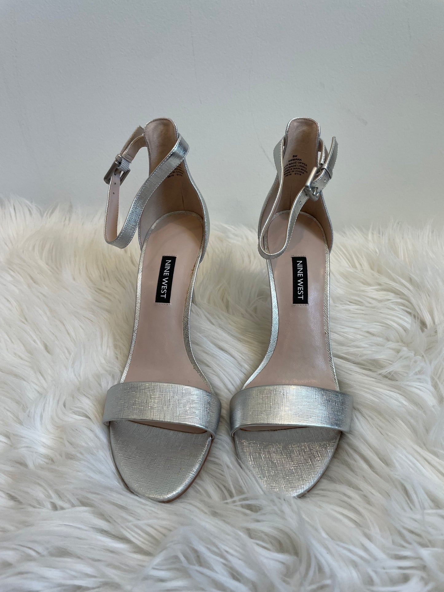 Nine West high heels Size 8