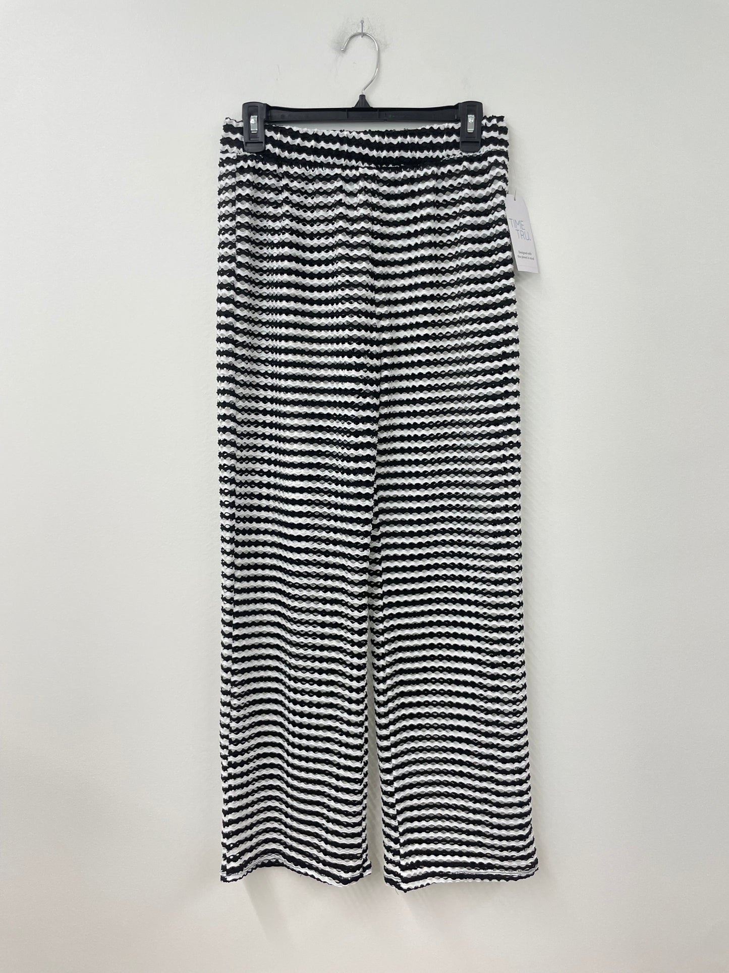 Time and Tru cover up pants Size S / NWT