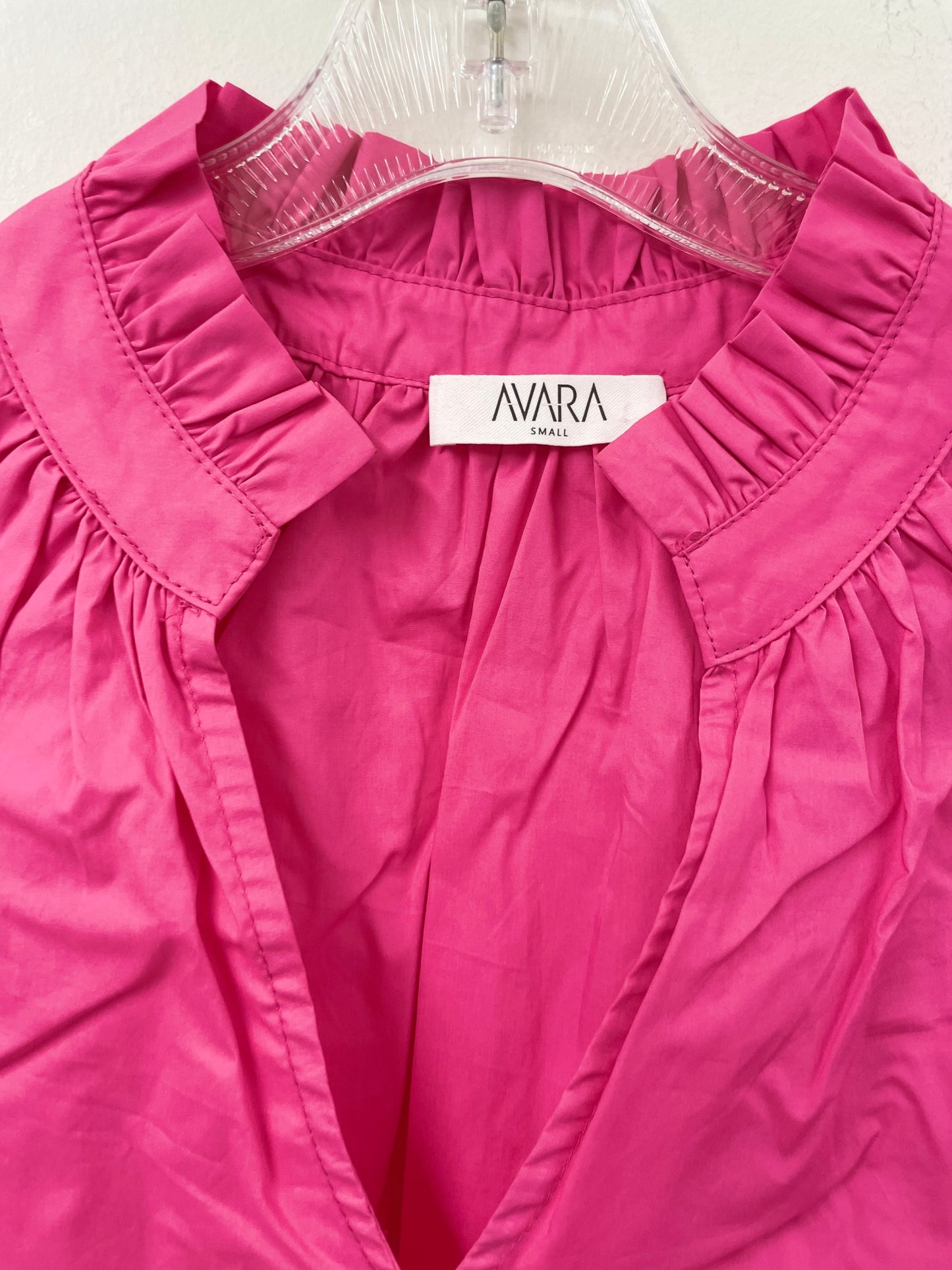 Avara v neck top Size S/ EUC