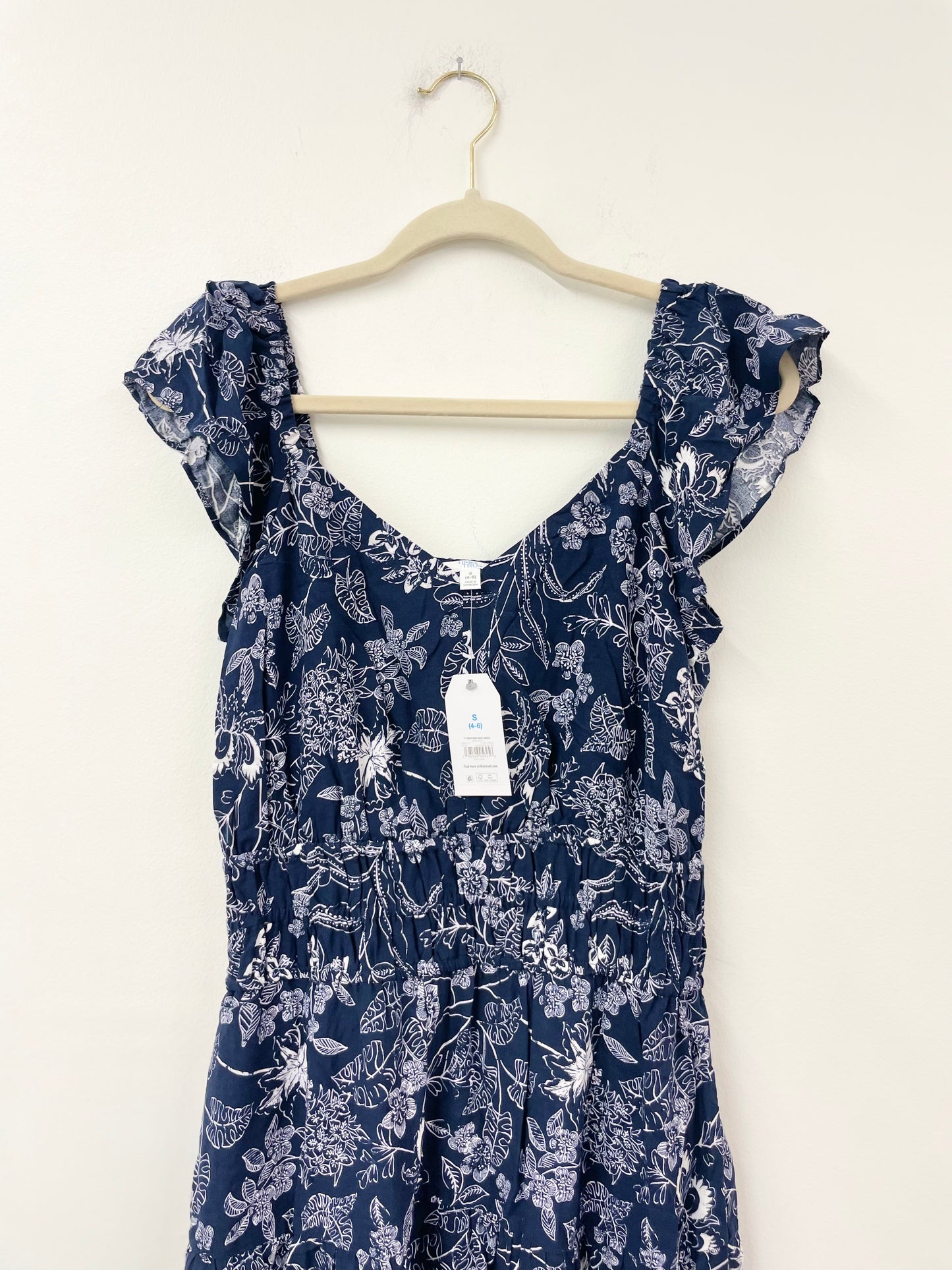 Time and Tru smocked midi dress Size S / NWT