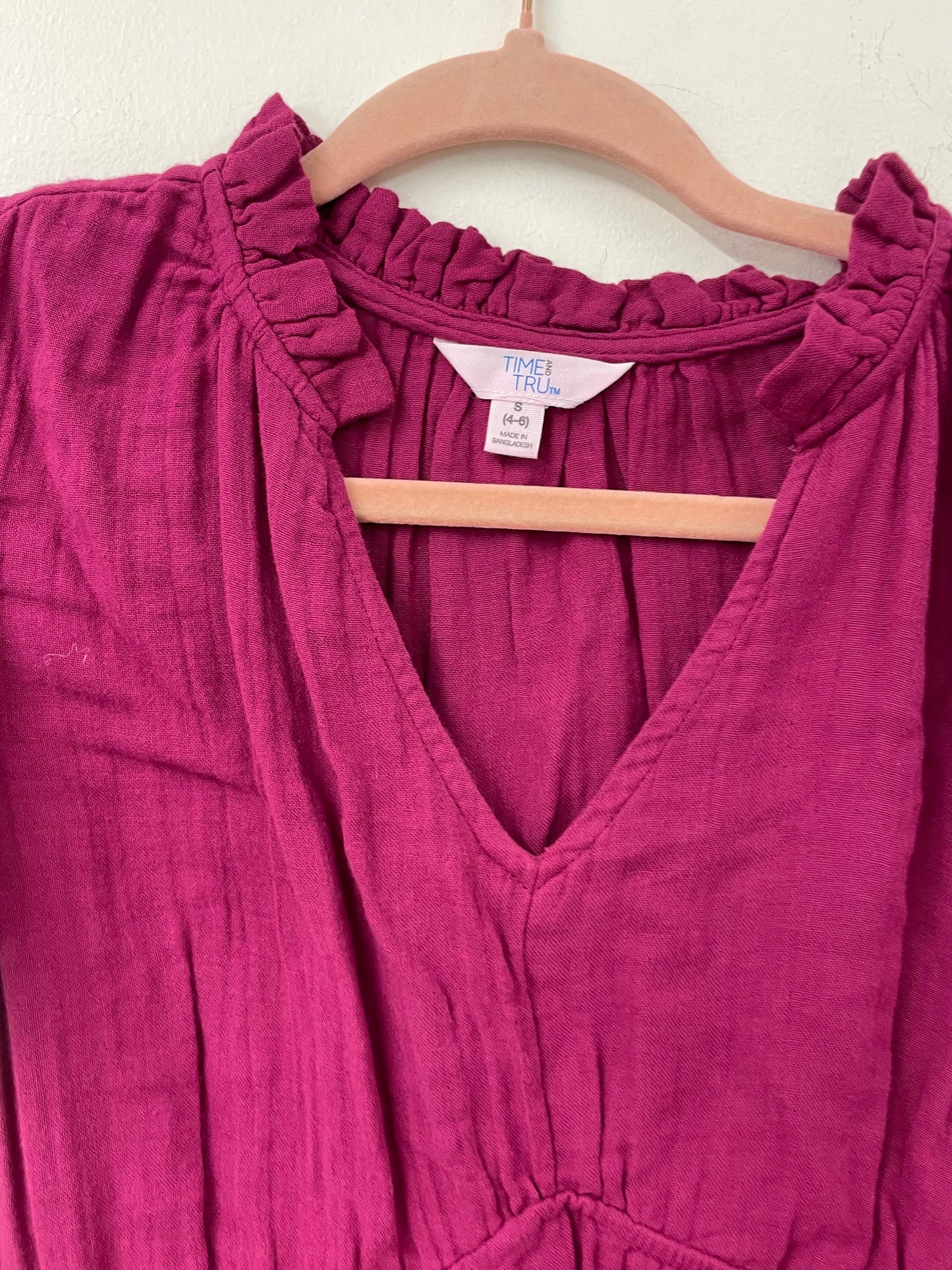 Time and Tru flutter sleeve midi dress Size S / EUC