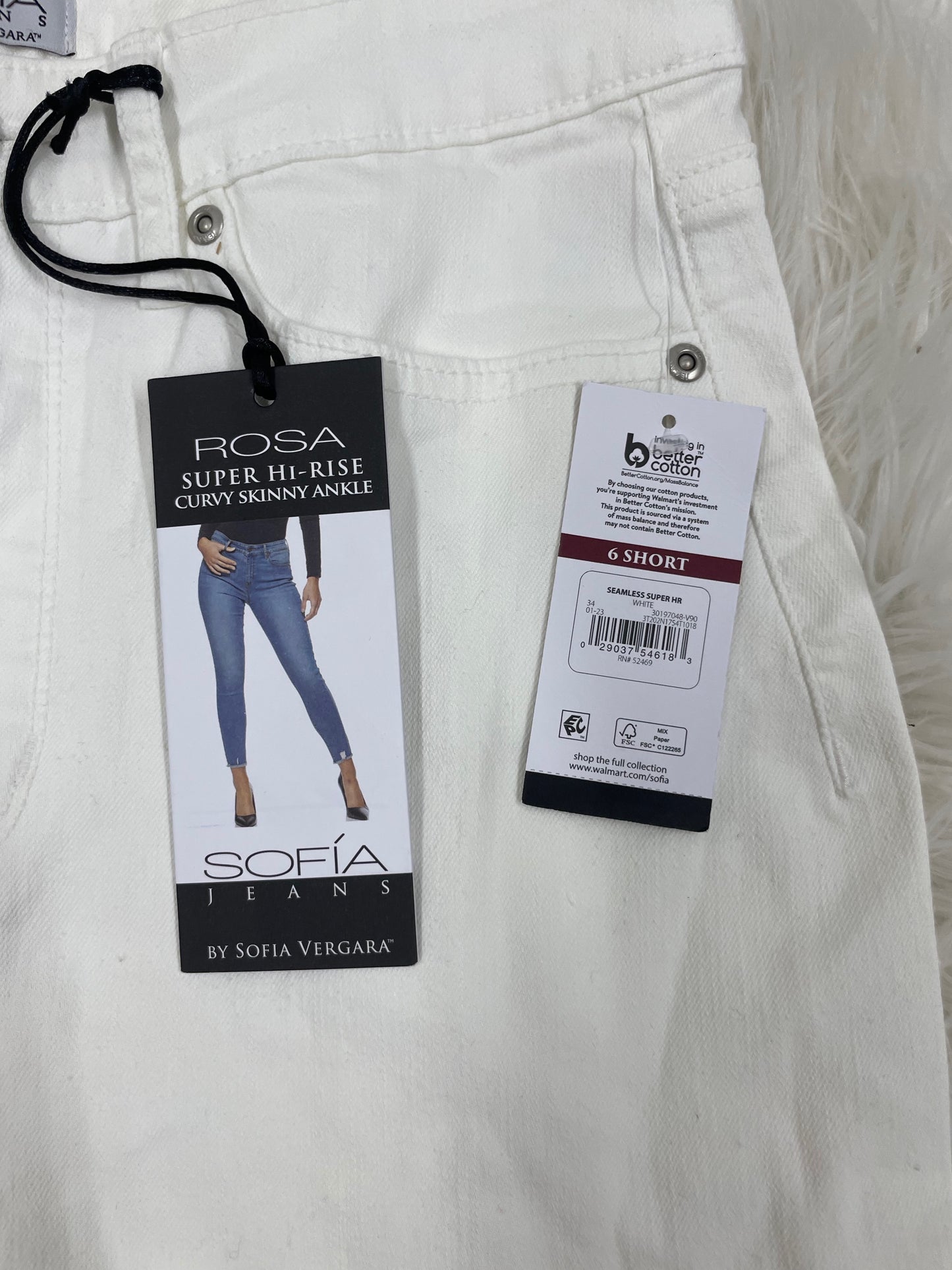 Sofia super high rise curvy skinny ankle jeans Size 6short \NWT