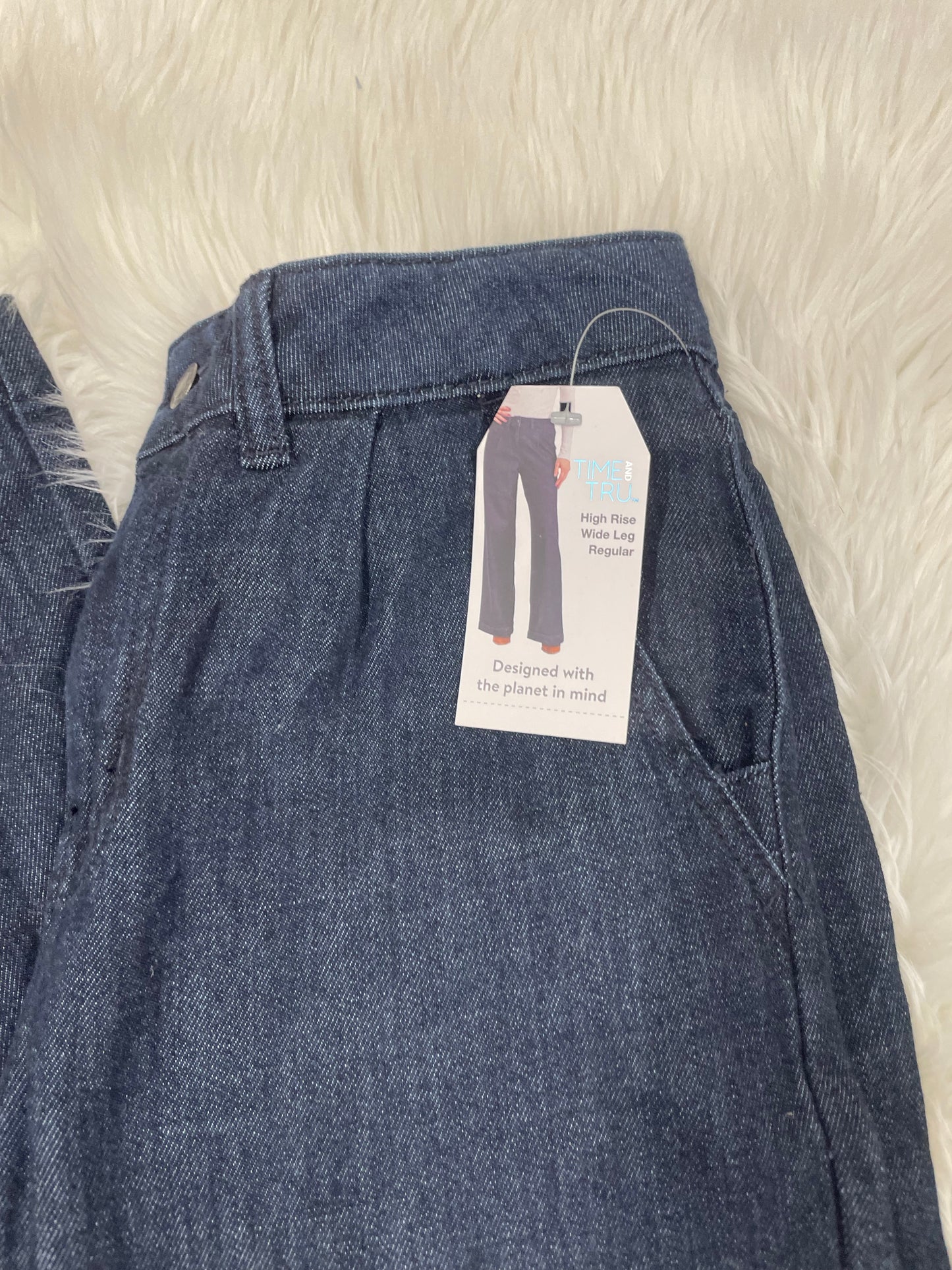 Time and Tru wide leg trouser jeans Size 4 \ NWT