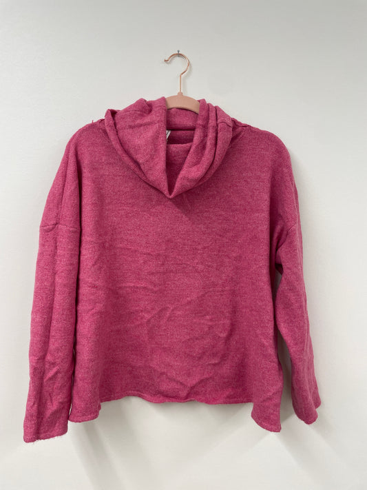 Dreamers pink turtleneck sweater Size S / EUC