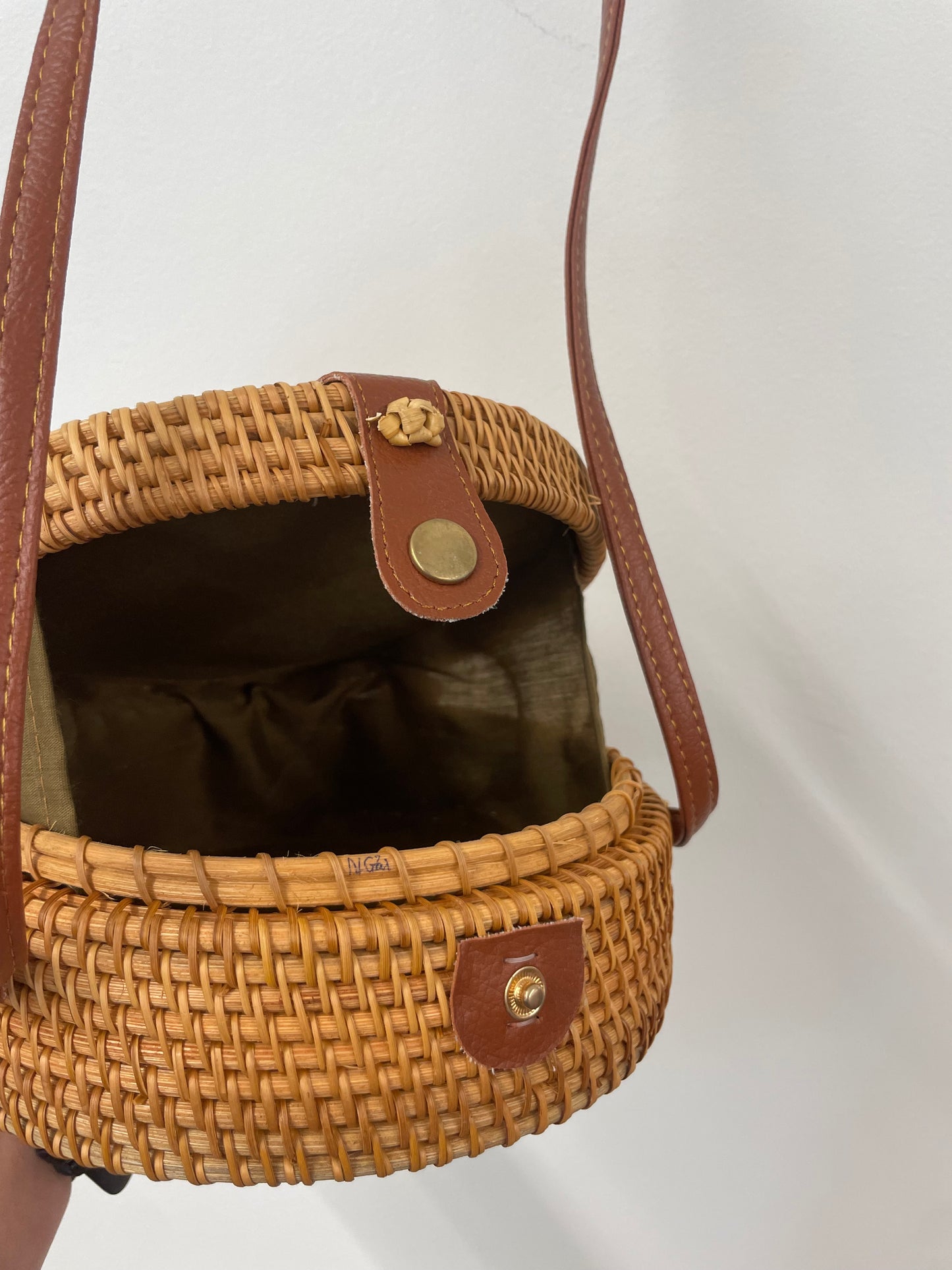Small straw crossbody bag