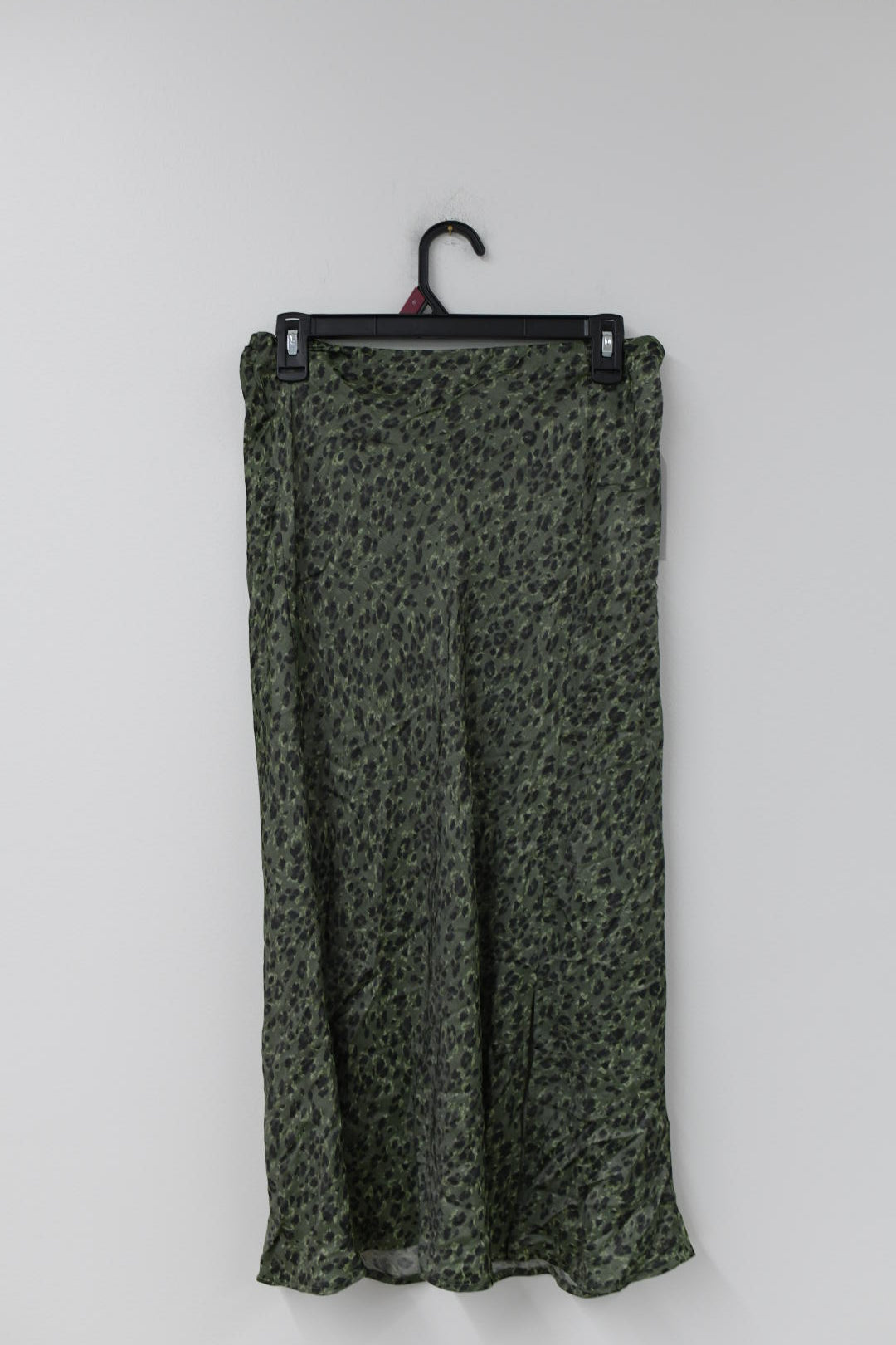 Time and Tru slip midi skirt Size S / NWT