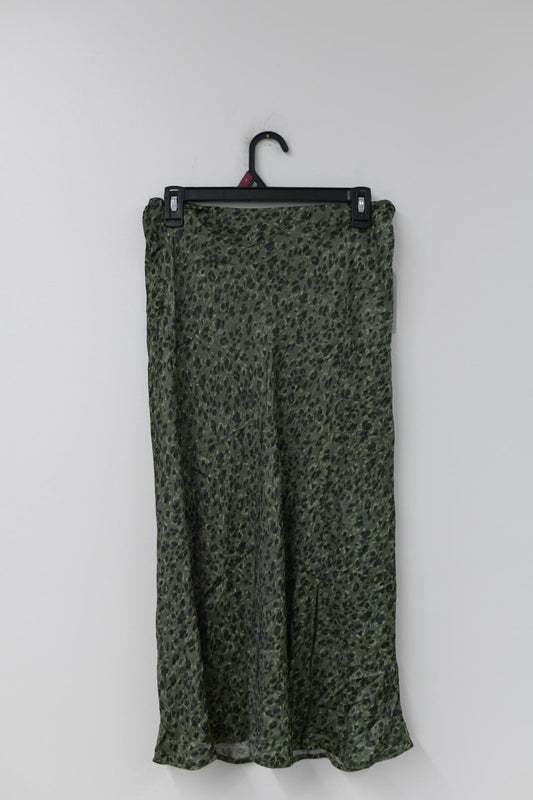 Time and Tru slip midi skirt Size S / NWT