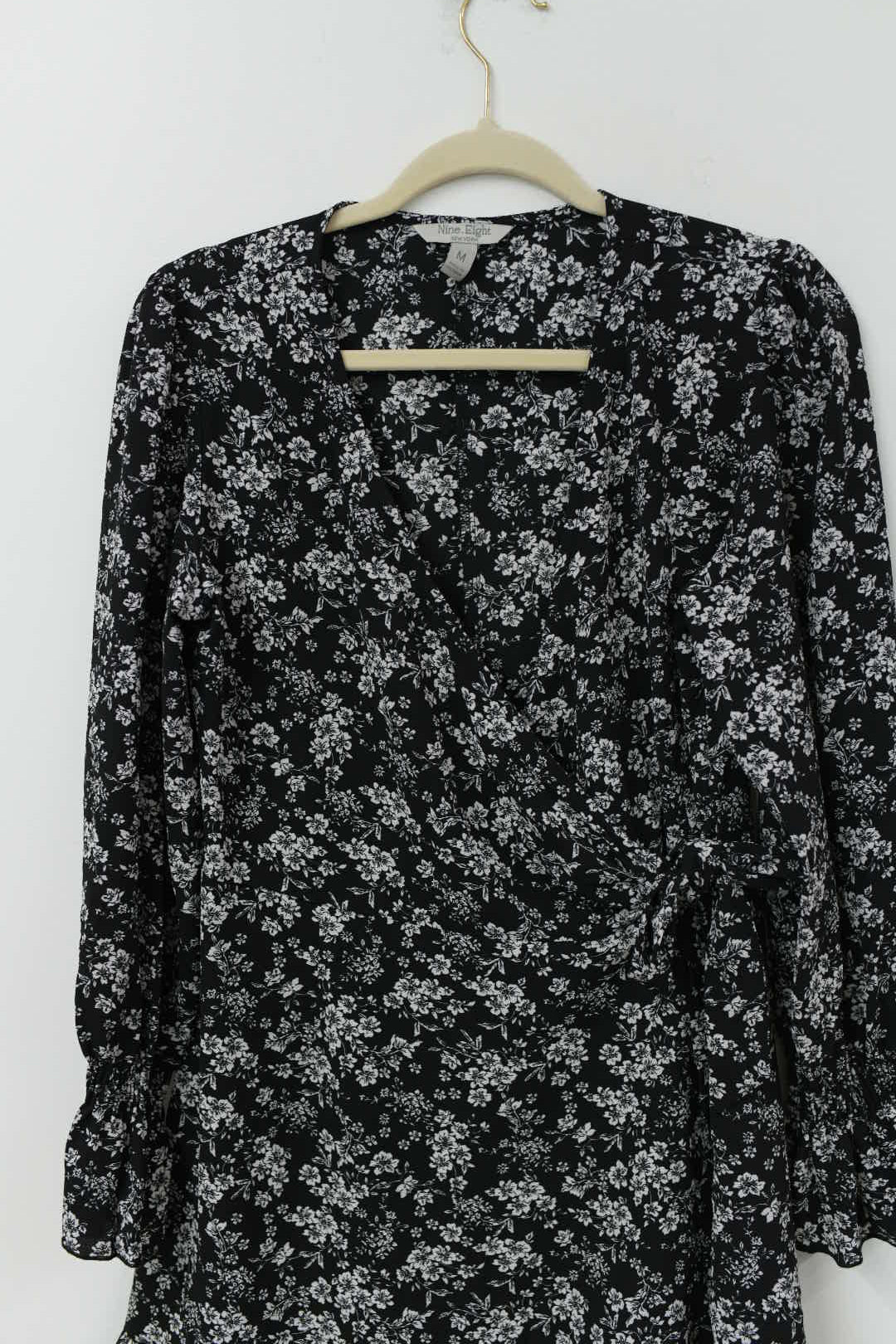 Nine eight long sleeve mini dress Size M /EUC