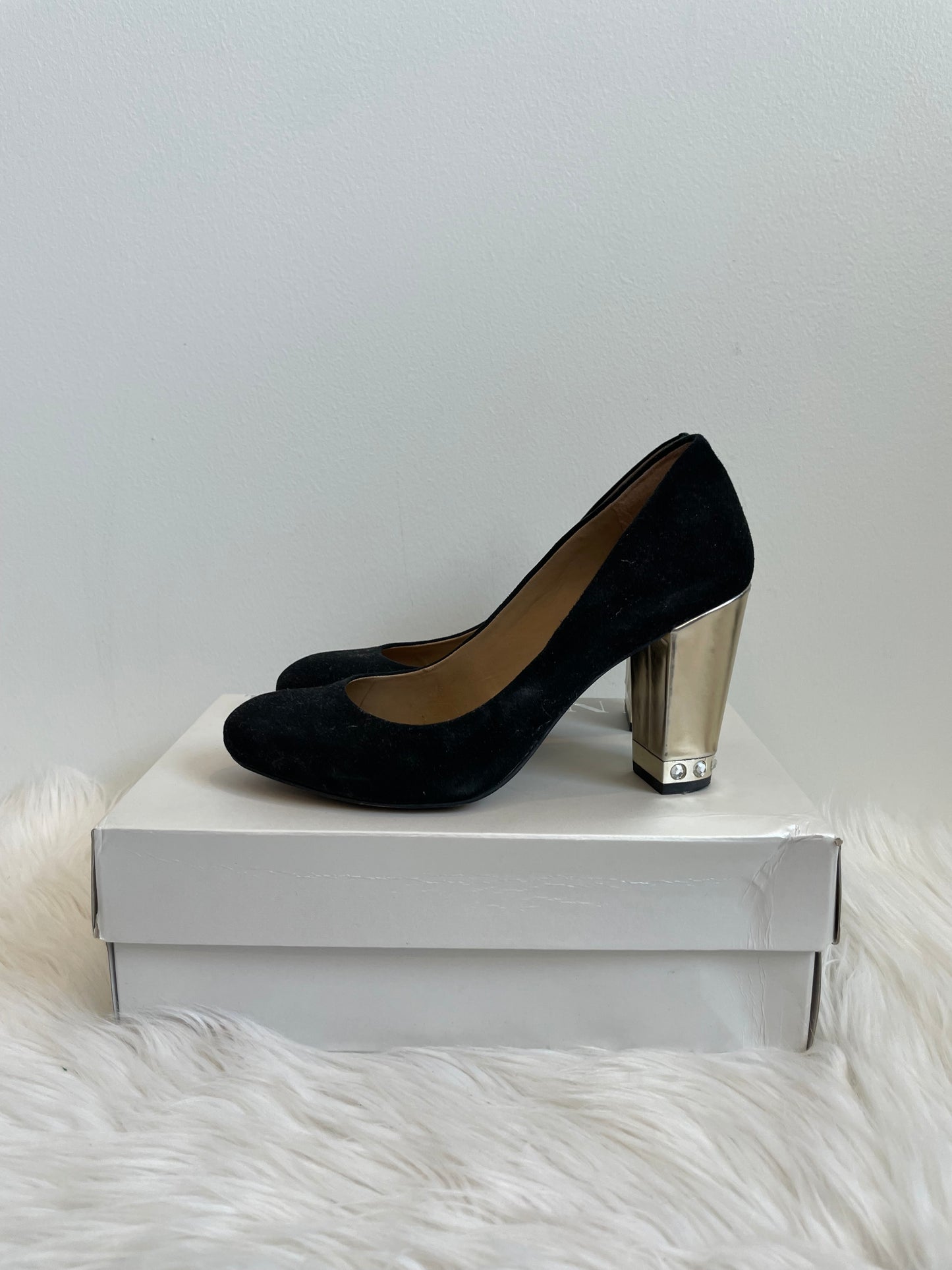 Ann Taylor high heels Size 8