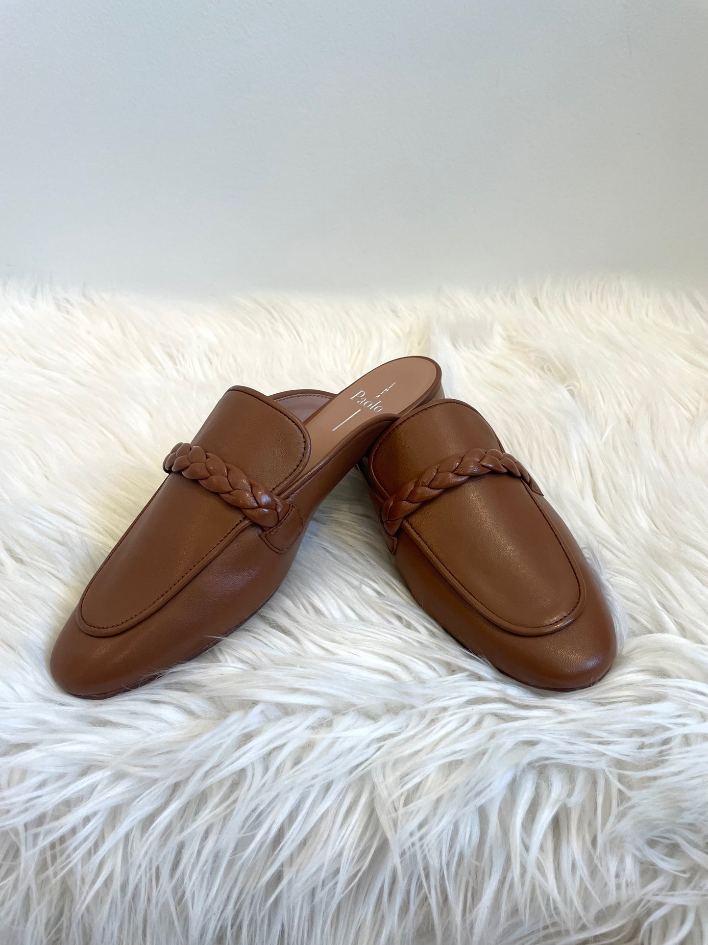 Linea Paolo leather mules Size 8