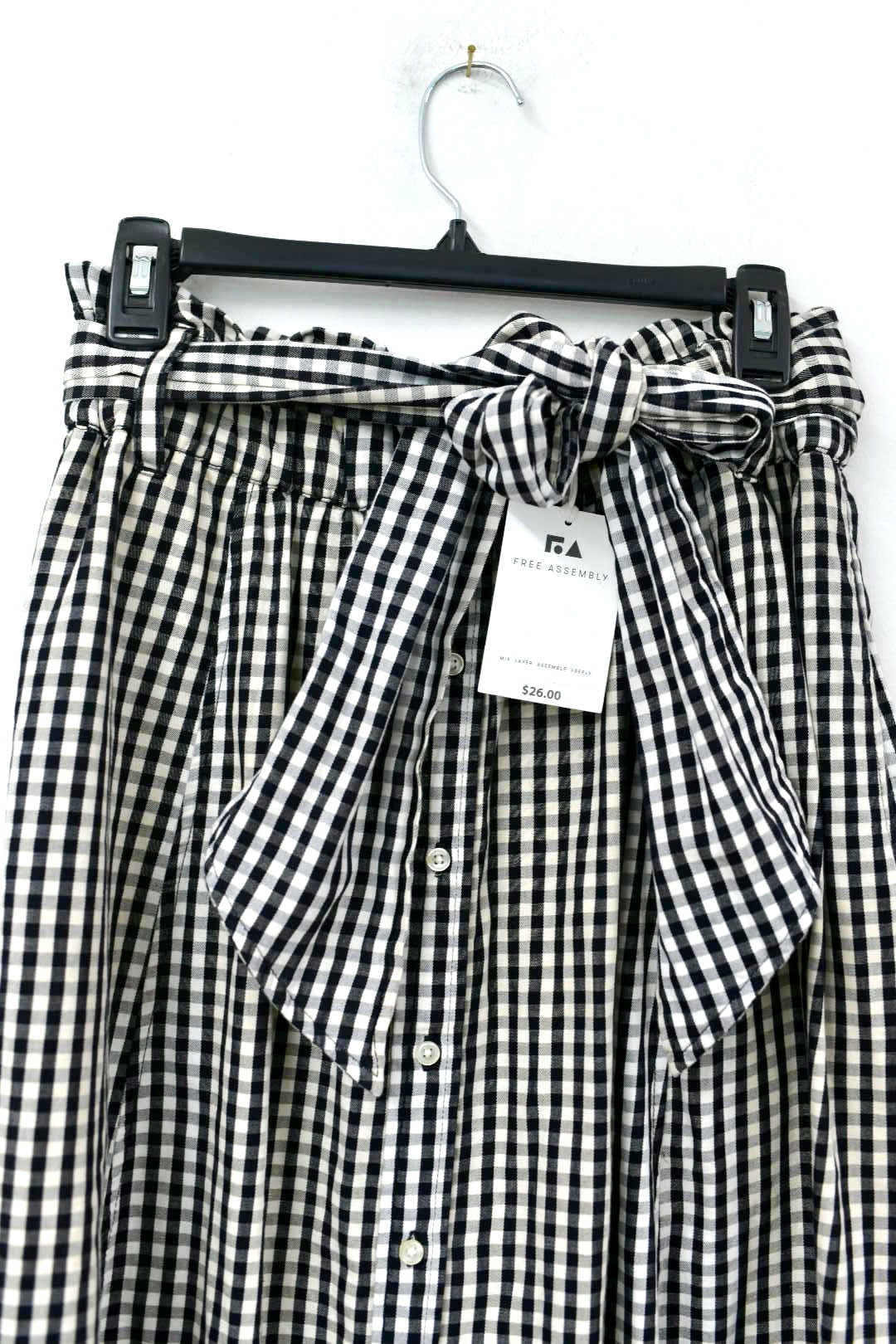 Free Assembly button up front midi skirt Size XS / NWT