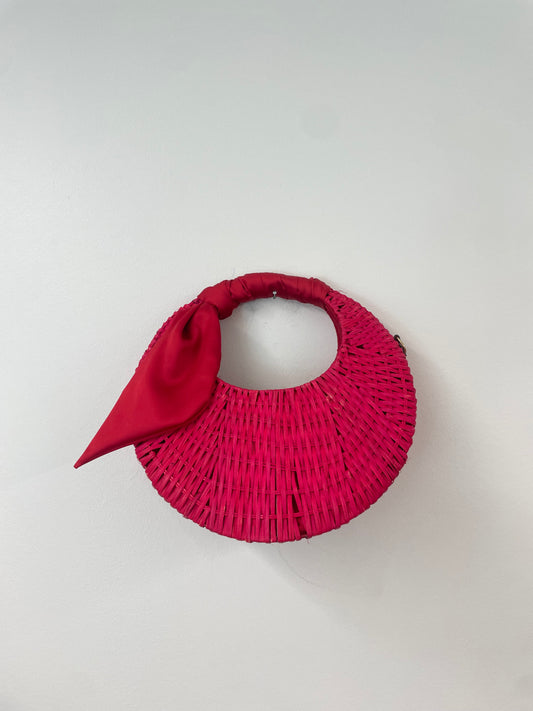 Scoop small straw crescent bag