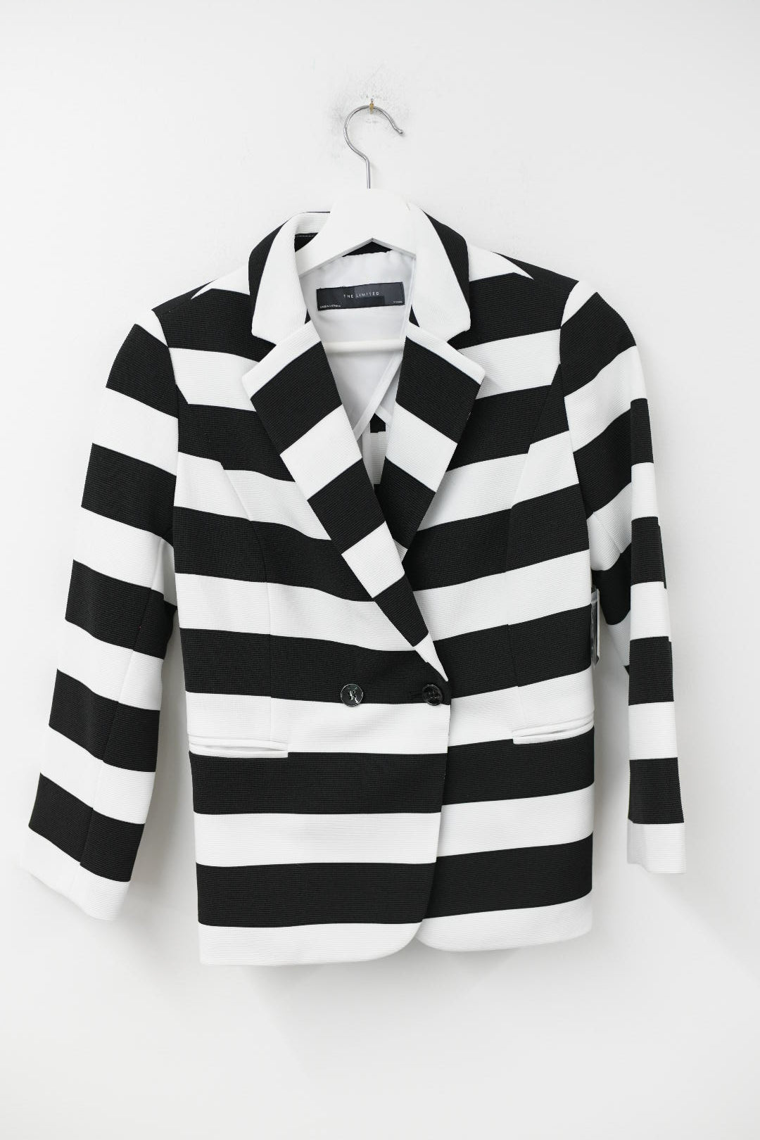 The Limited blazer Size XS \ NWT