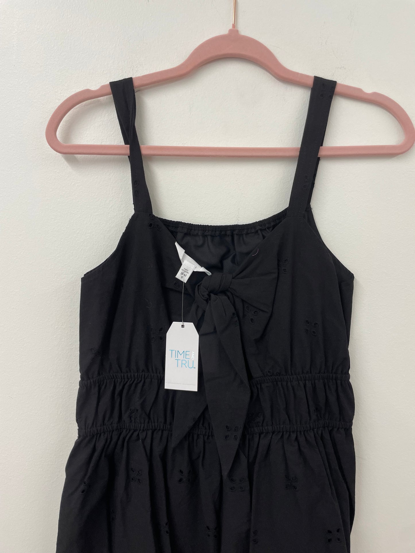 Time and Tru eyelet tie back midi dress Size S / NWT