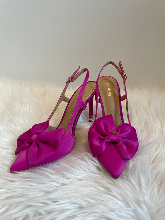 Express pointed toe bow high heels Size 7.5