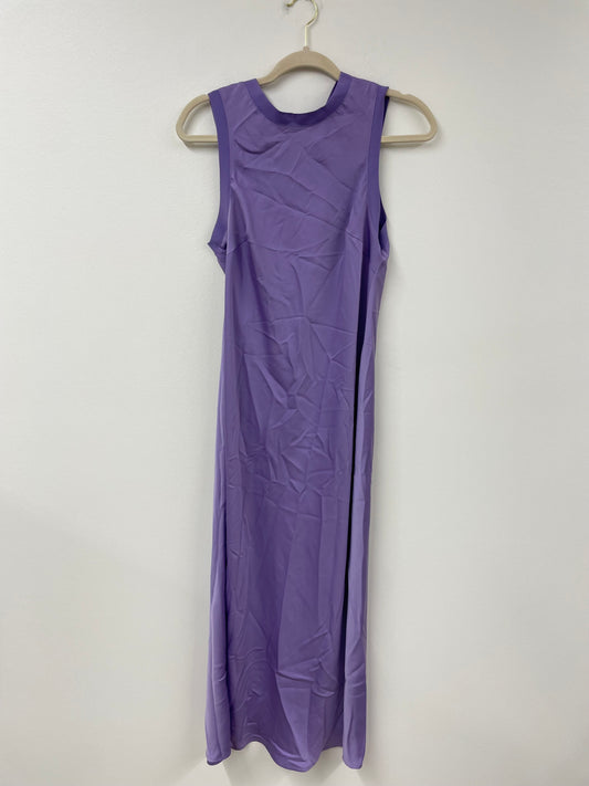Scoop crew neck satin midi dress Size S / EUC