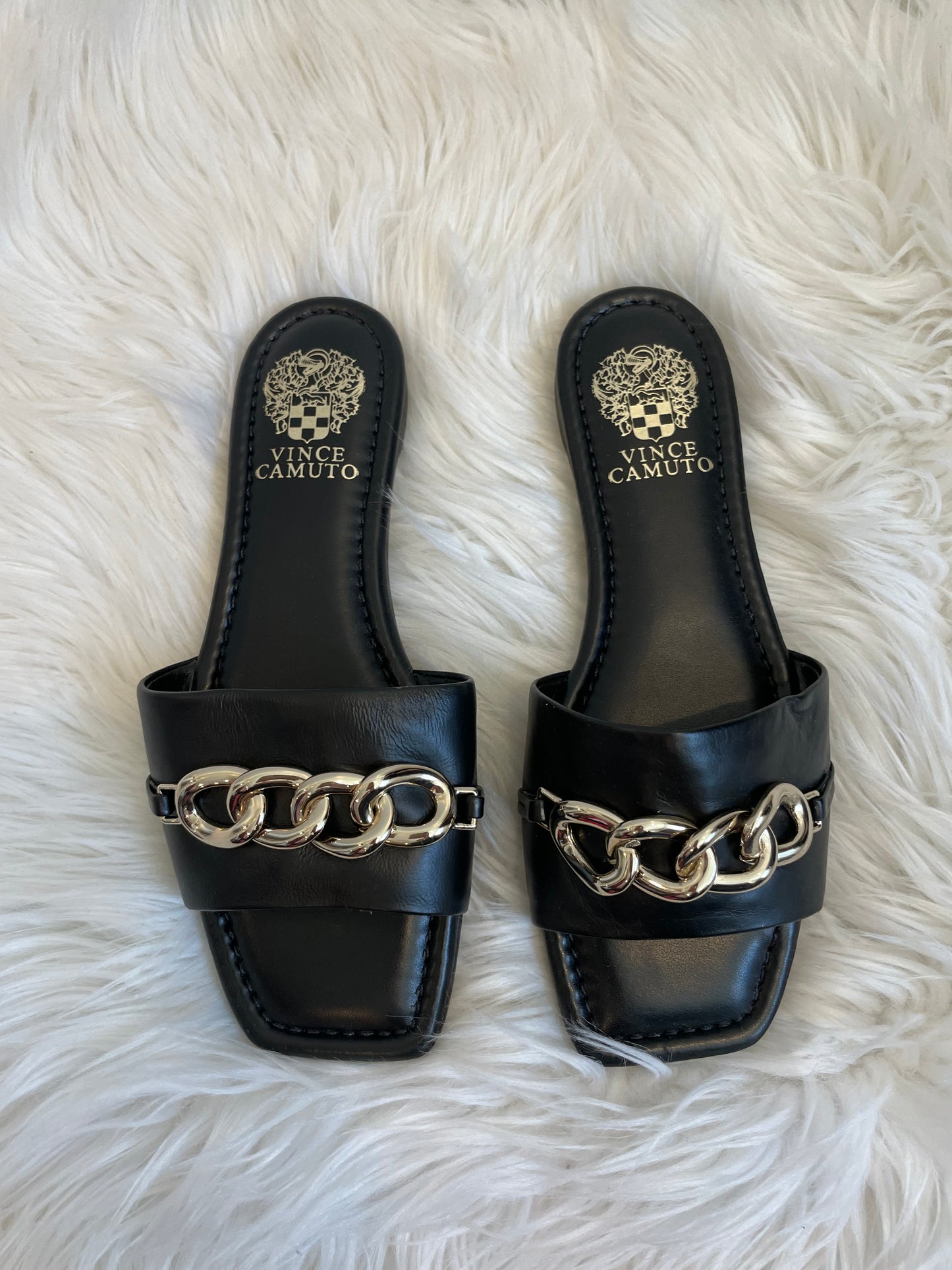 Vince Camuto black chain slides Size 7.5