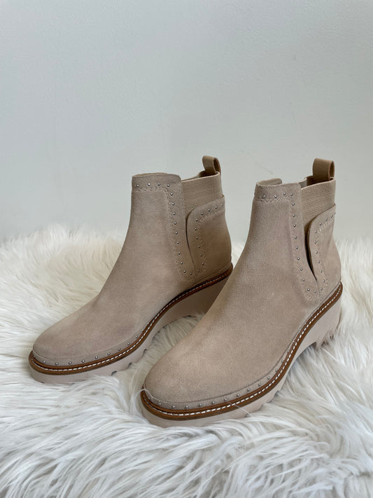 Dolce Vita booties Size 8.5