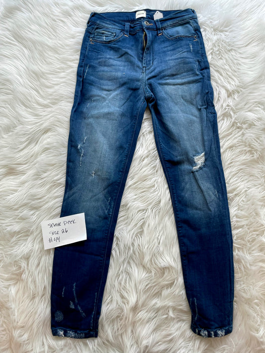 Sneak Peek jeans Size 26/ EUC