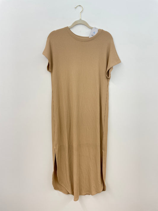 Time and Tru short sleeve midi dress Size M / NWT