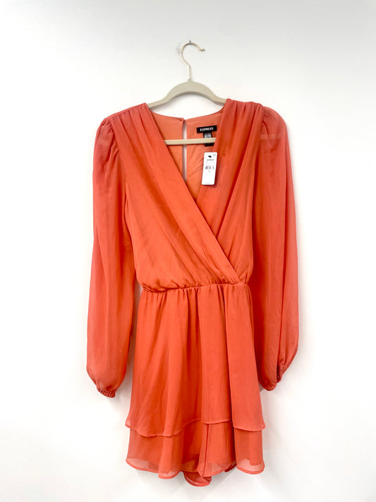 Express long sleeve romper Size M / NWT