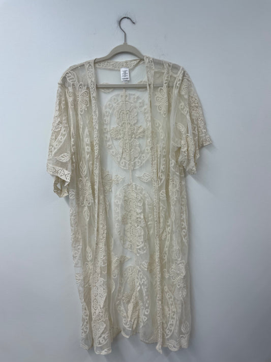 Time and Tru lace layering piece Size S/ M / EUC
