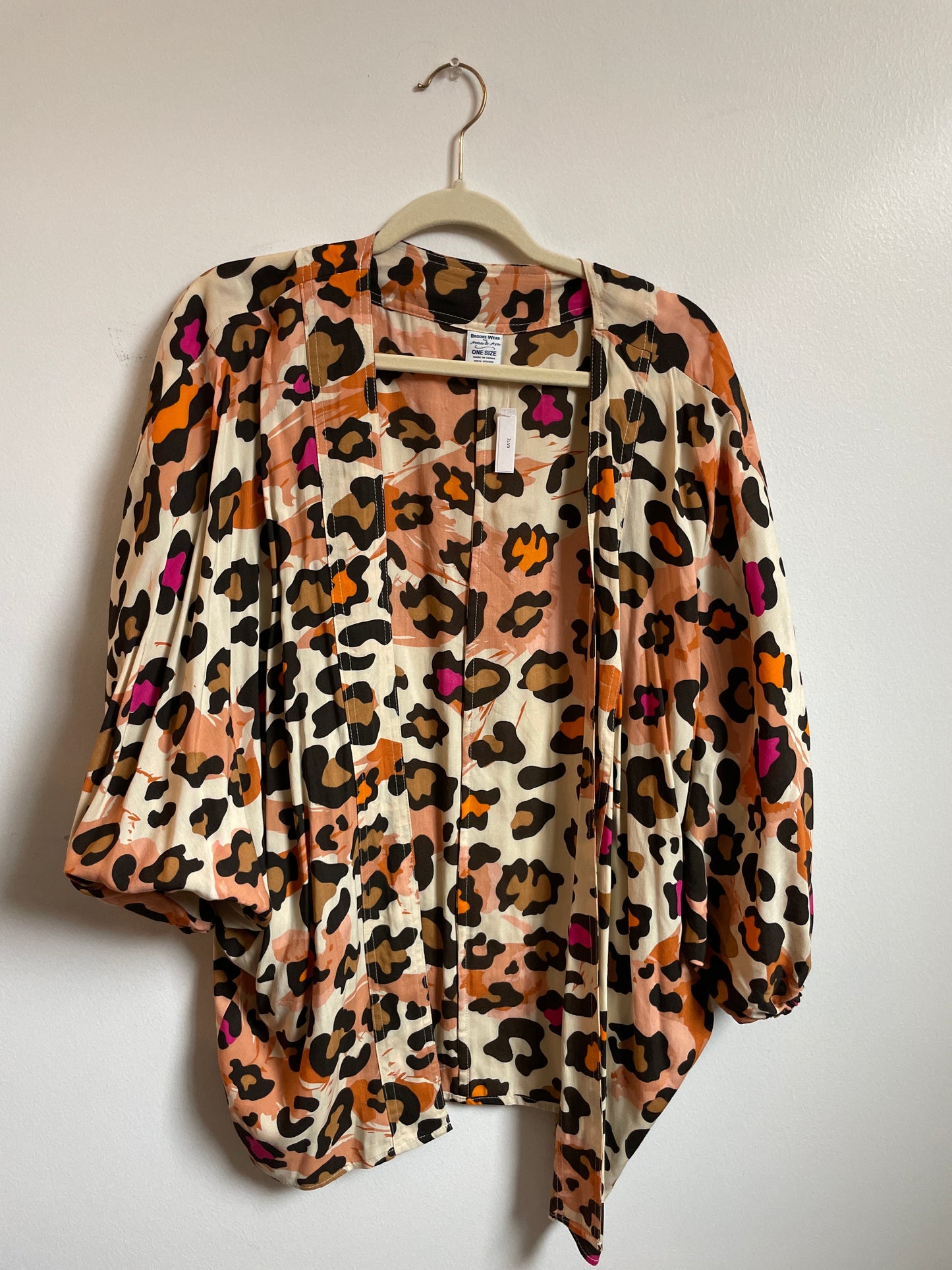 Brooke Webb for Anna & Ava Kimono / one size / NWT