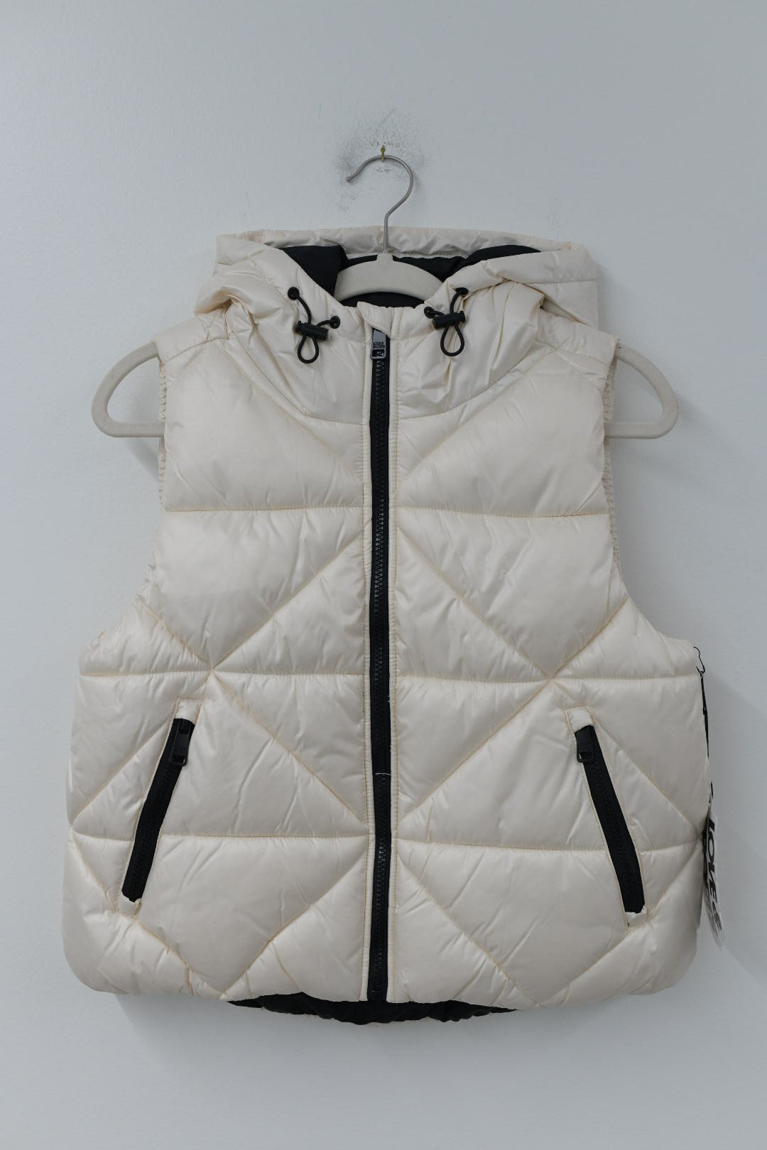 Love and Sports puffer hooded vest Size XS /NWT