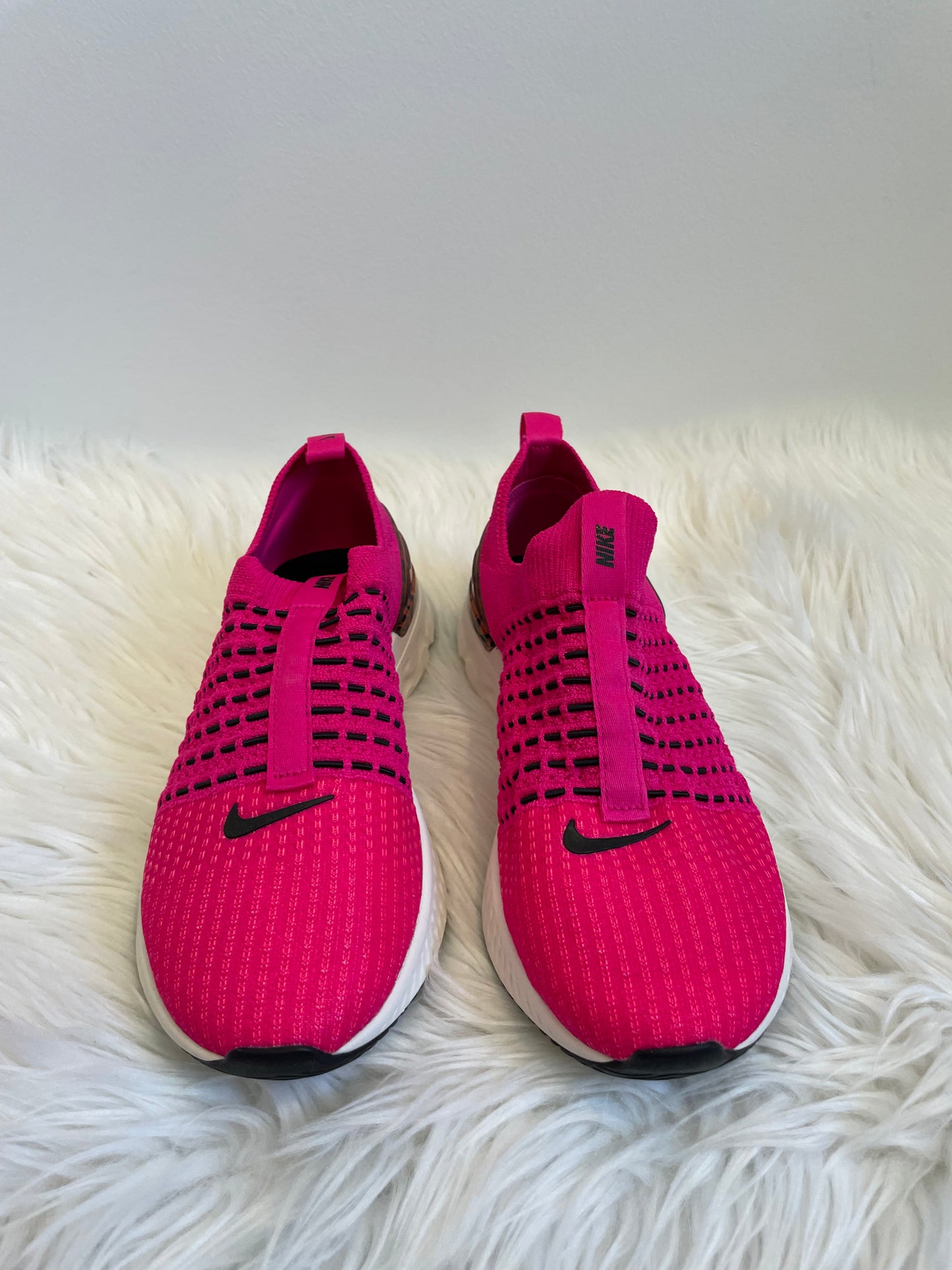 Nike hot pink slip on tennis shoes Size 8.5 New