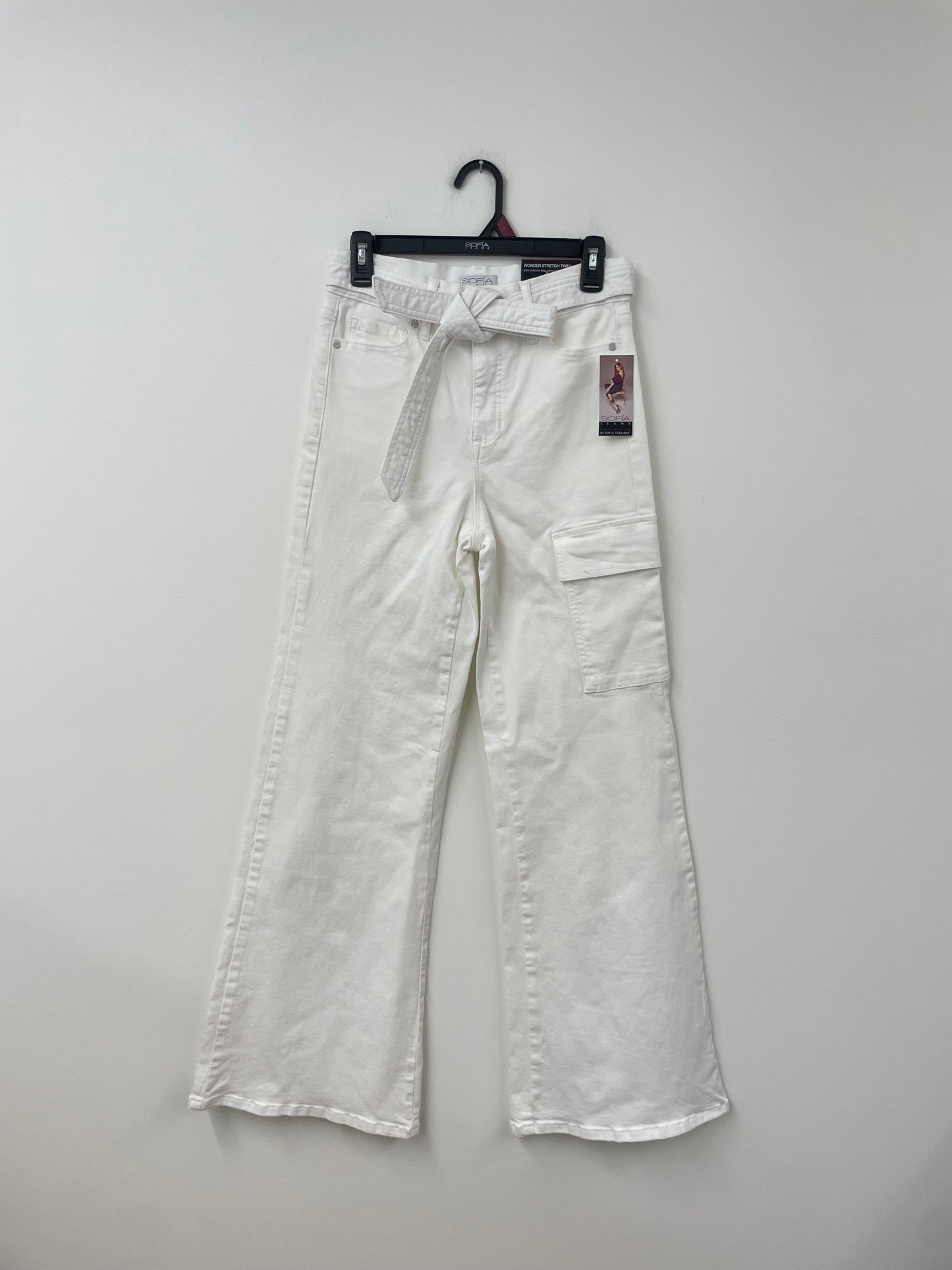 Sofia super high rise wide leg jeans Size 4 / NWT