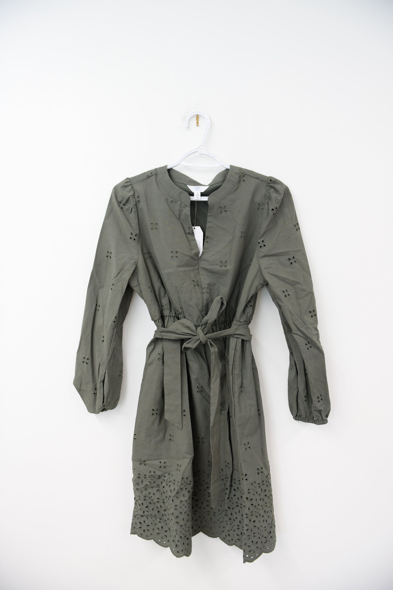 Time and Tru mini eyelet detail dress Size S / NWT