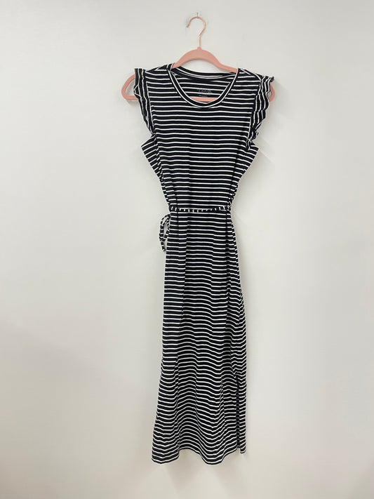 Time and Tru tie waist midi dress Size S / EUC