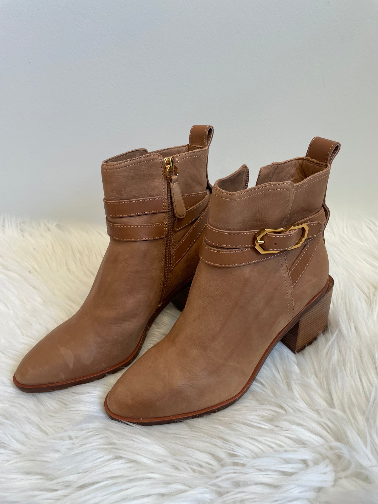 Louise est CIE Cognac Booties Size 7.5
