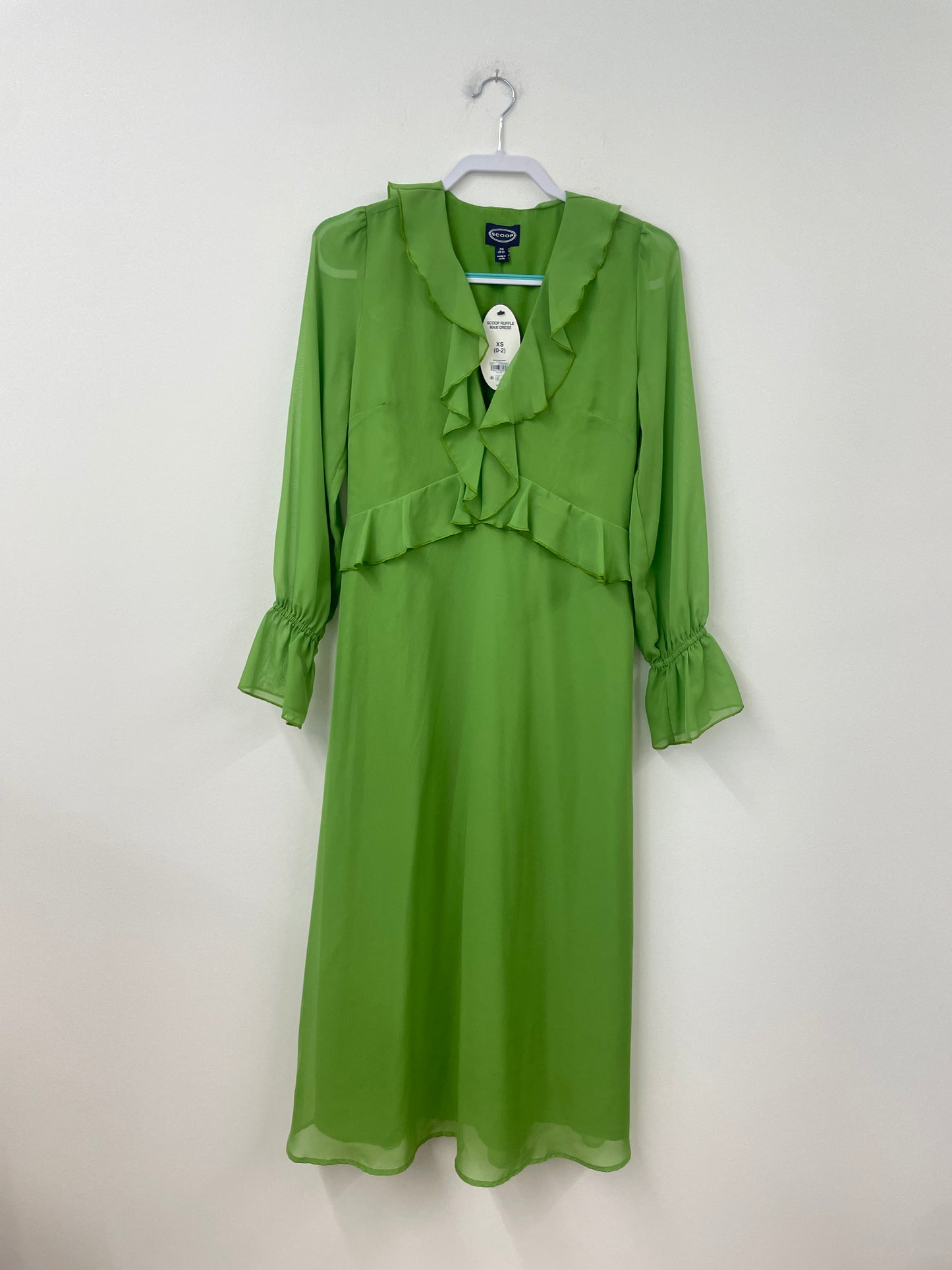 Scoop ruffle midi dress Size XS / NWT- fits more like a small