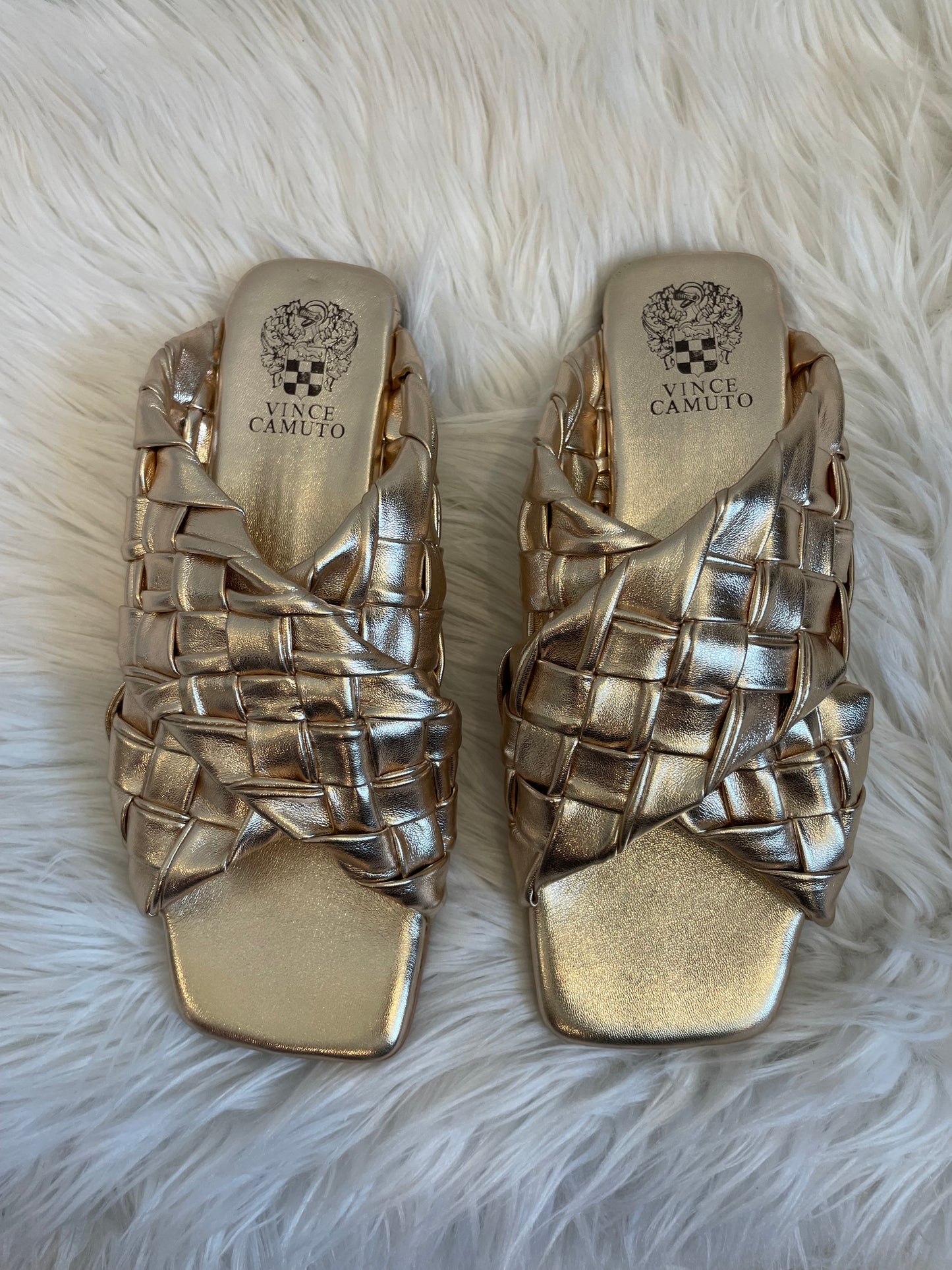 Vince Camuto Anella woven gold sandals Size 8.5