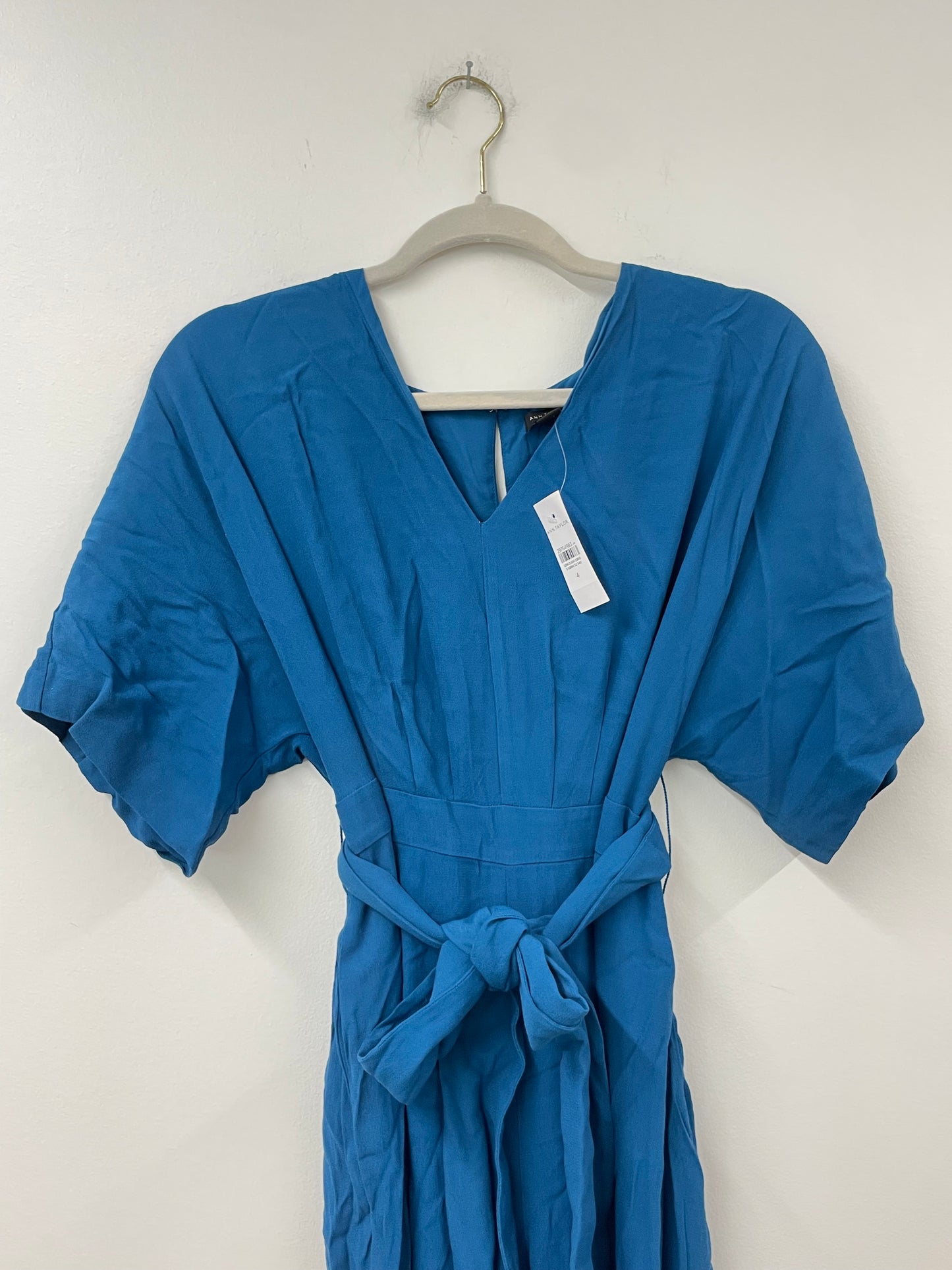 Ann Taylor jumpsuit Size 4/NWT