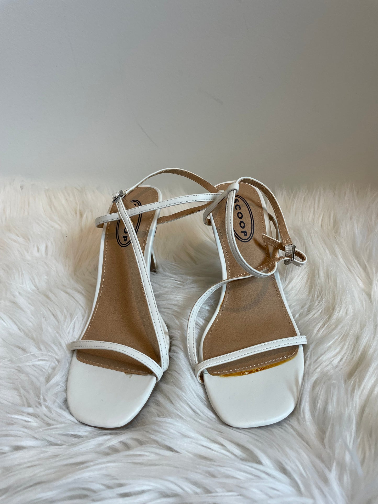 Scoop strappy heels Size 8 fits like 8.5