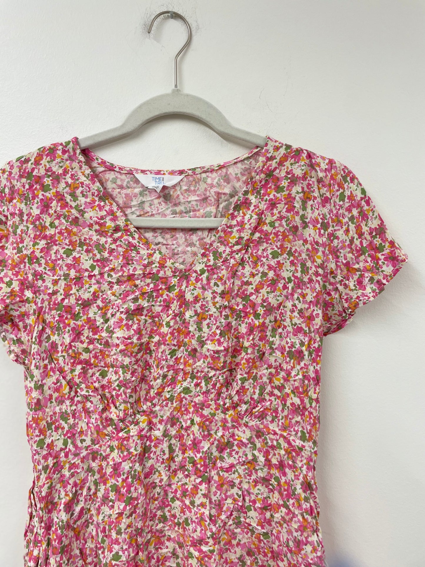 Time and Tru v-neck mini dress Size  S / EUC