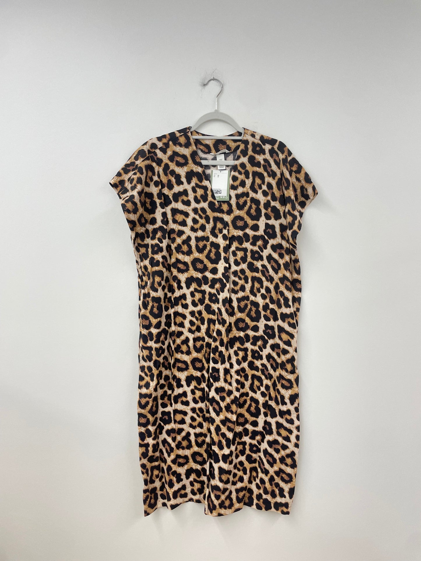 H&M cap sleeve midi dress Size XS / NWT