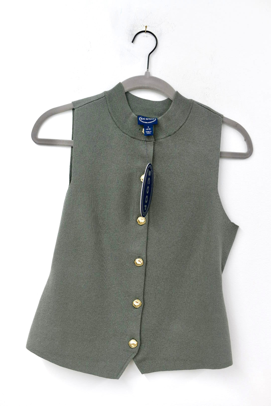Scoop smock neck vest Size S / NWT