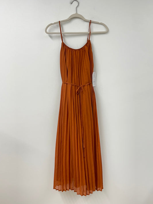 Time and Tru pleated slip midi dress Size S / NWT